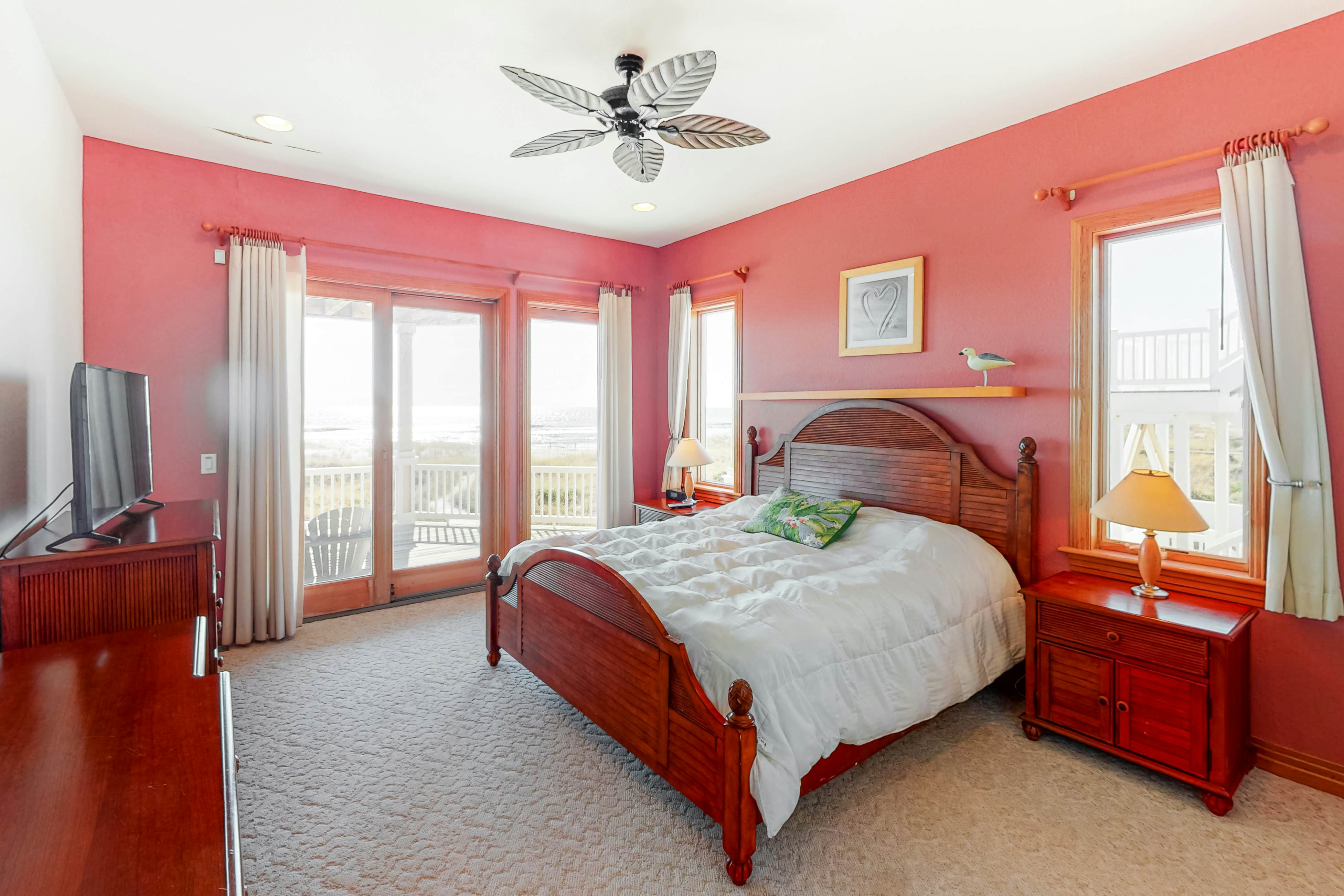 HAHL112 Pinch Me #12H