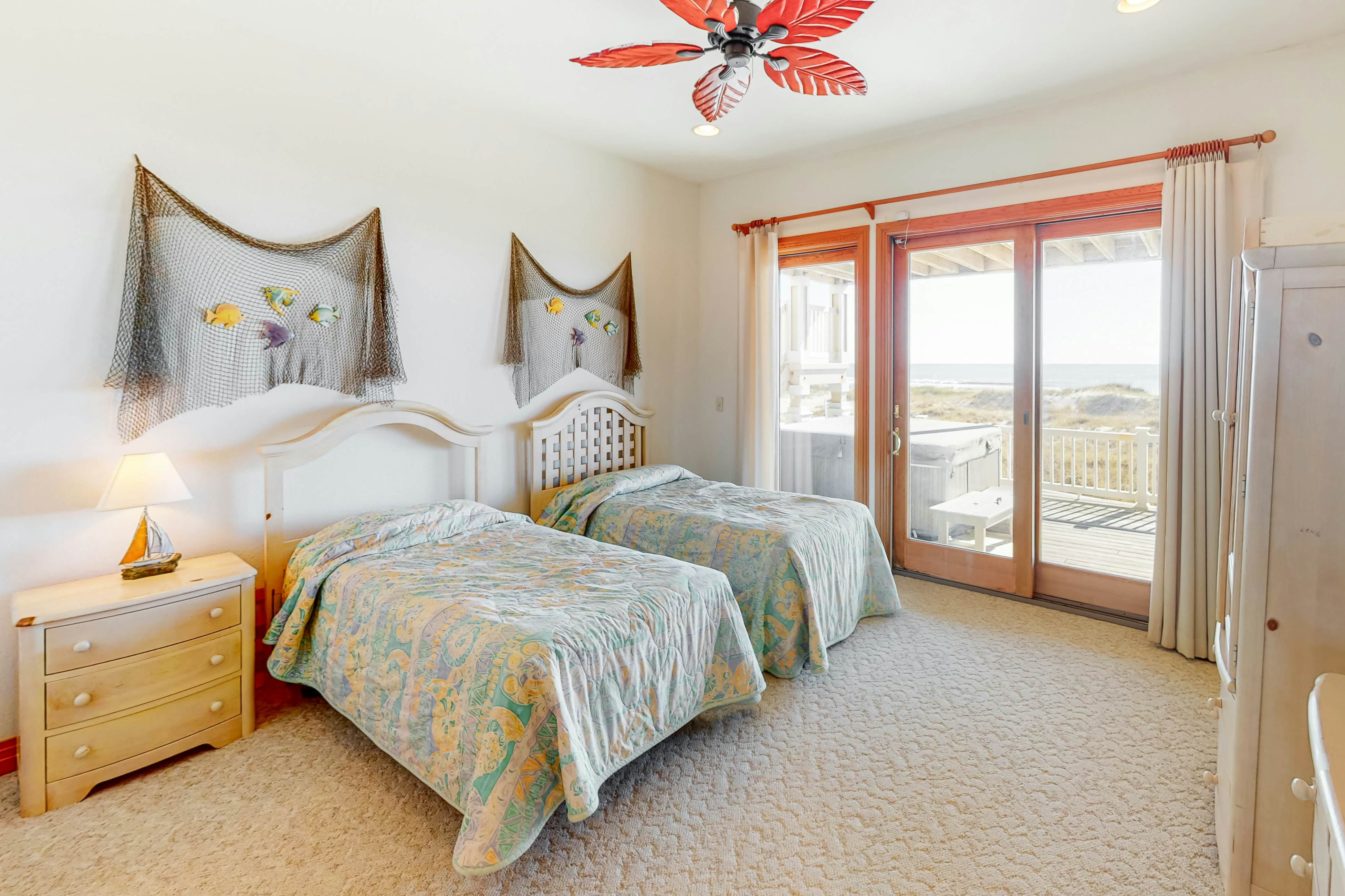 HAHL112 Pinch Me #12H