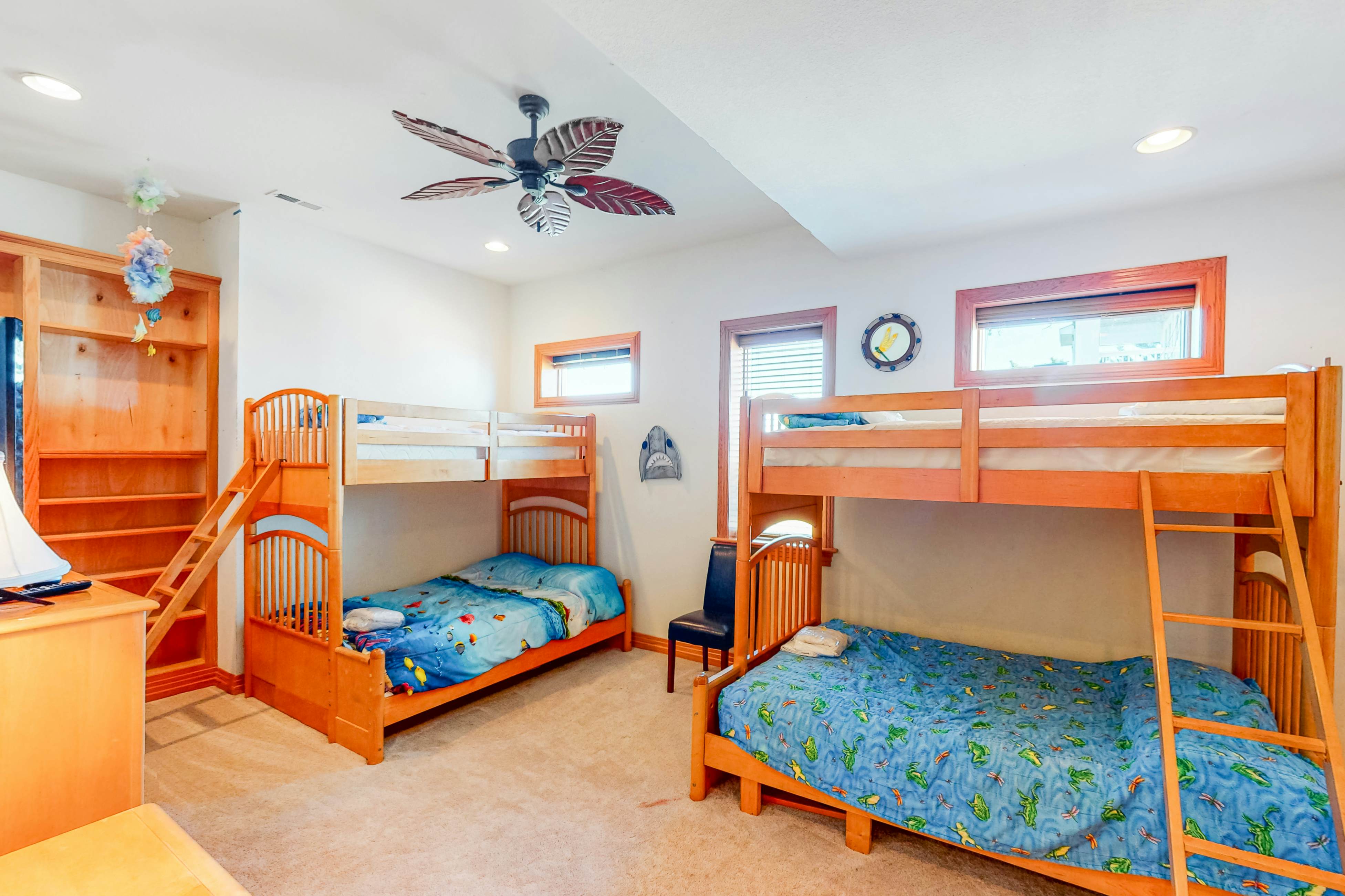 HAHL112 Pinch Me #12H