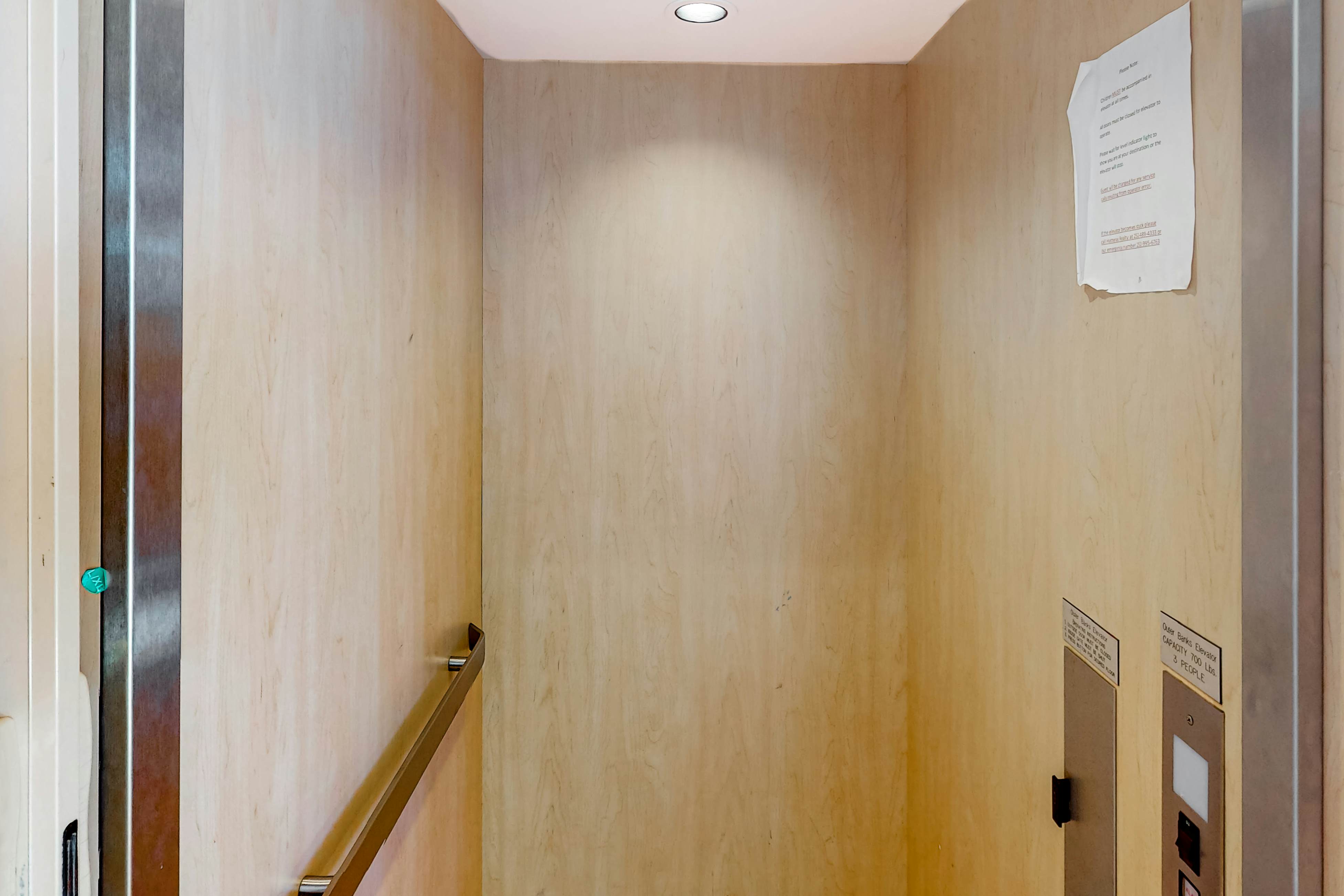 HAHL112 Pinch Me #12H