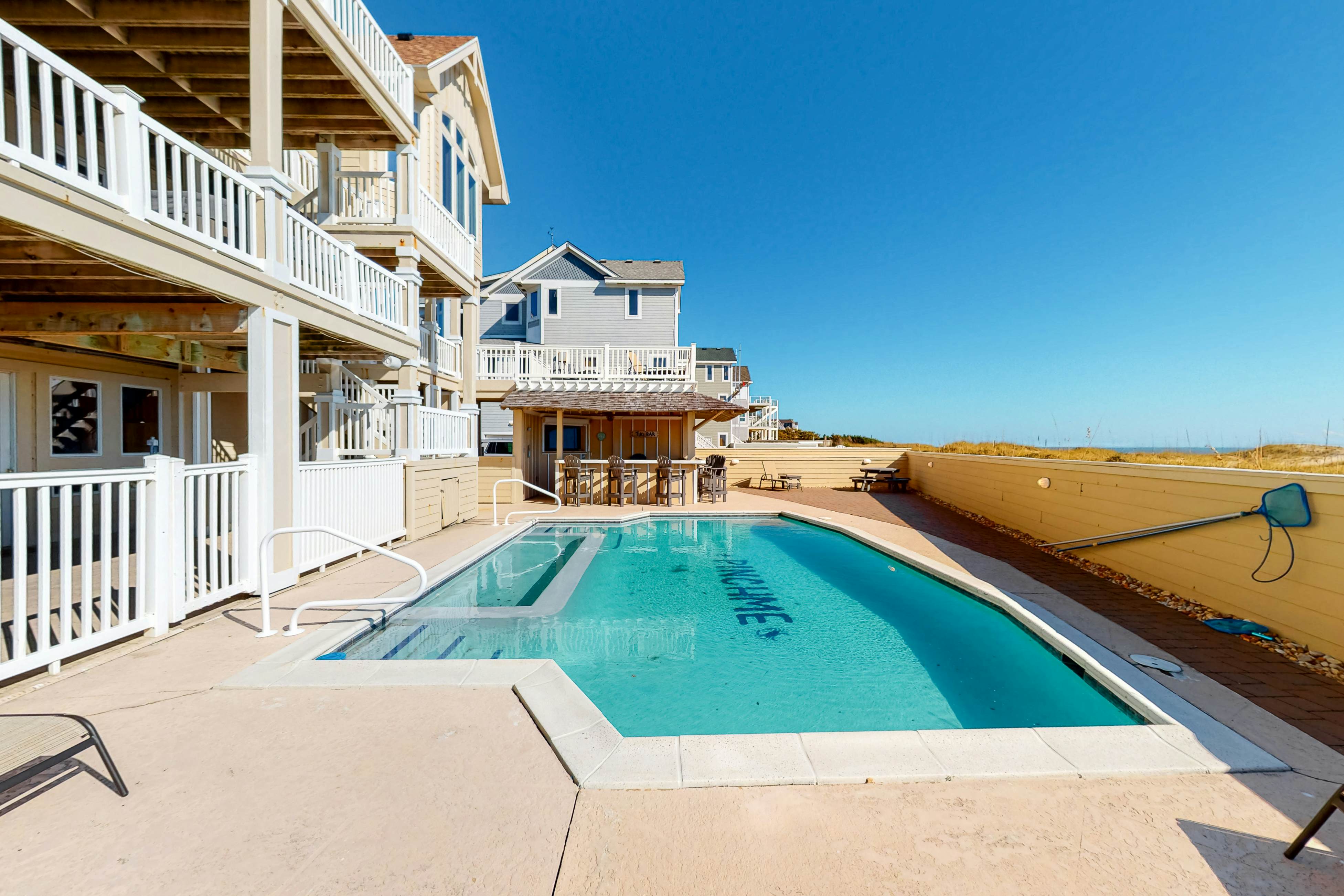 HAHL112 Pinch Me #12H