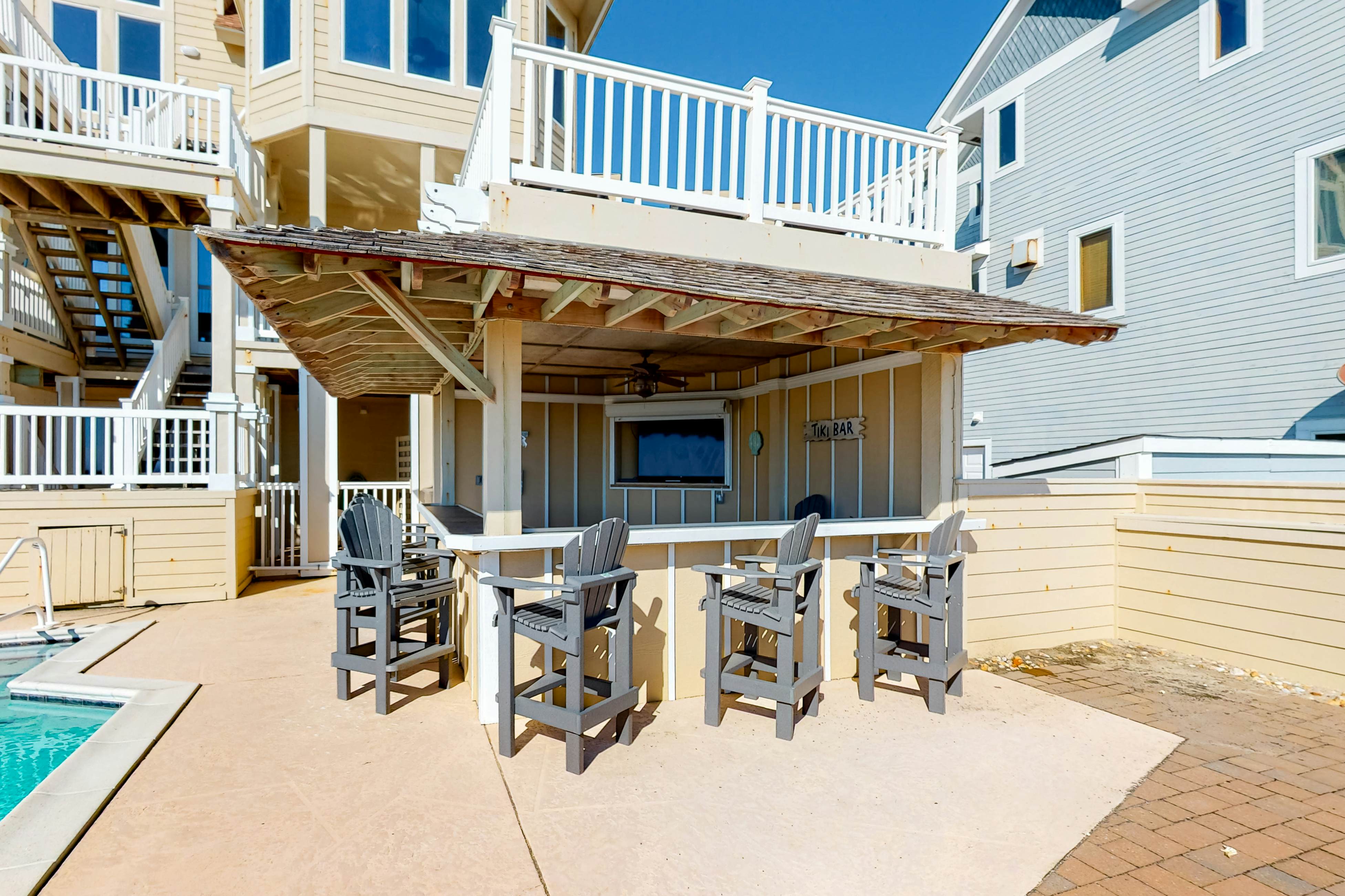 HAHL112 Pinch Me #12H