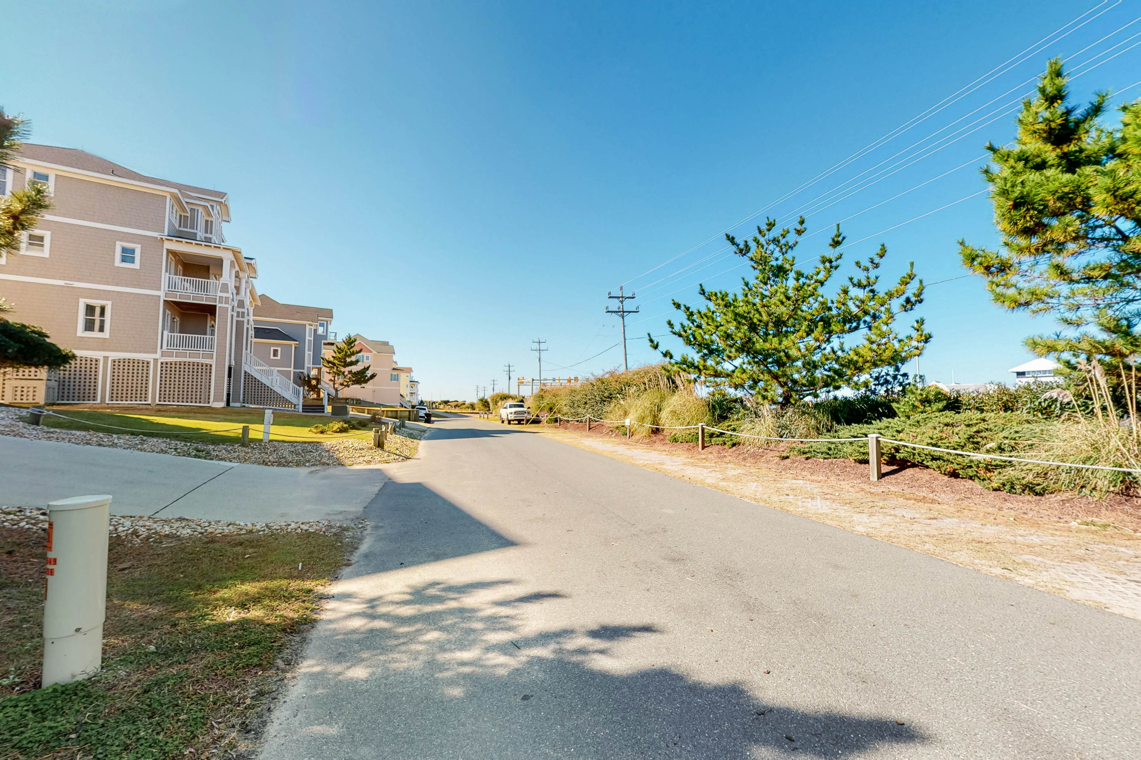 HAHL112 Pinch Me #12H