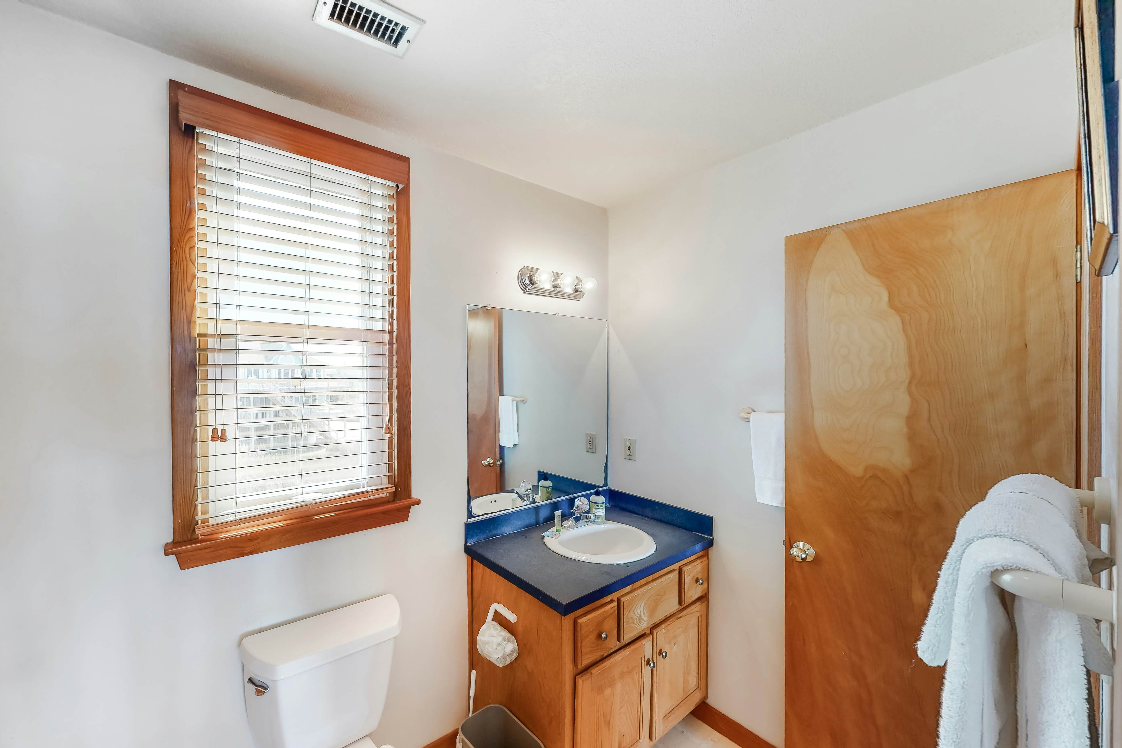 AVIC1 Island Sun  #1-I