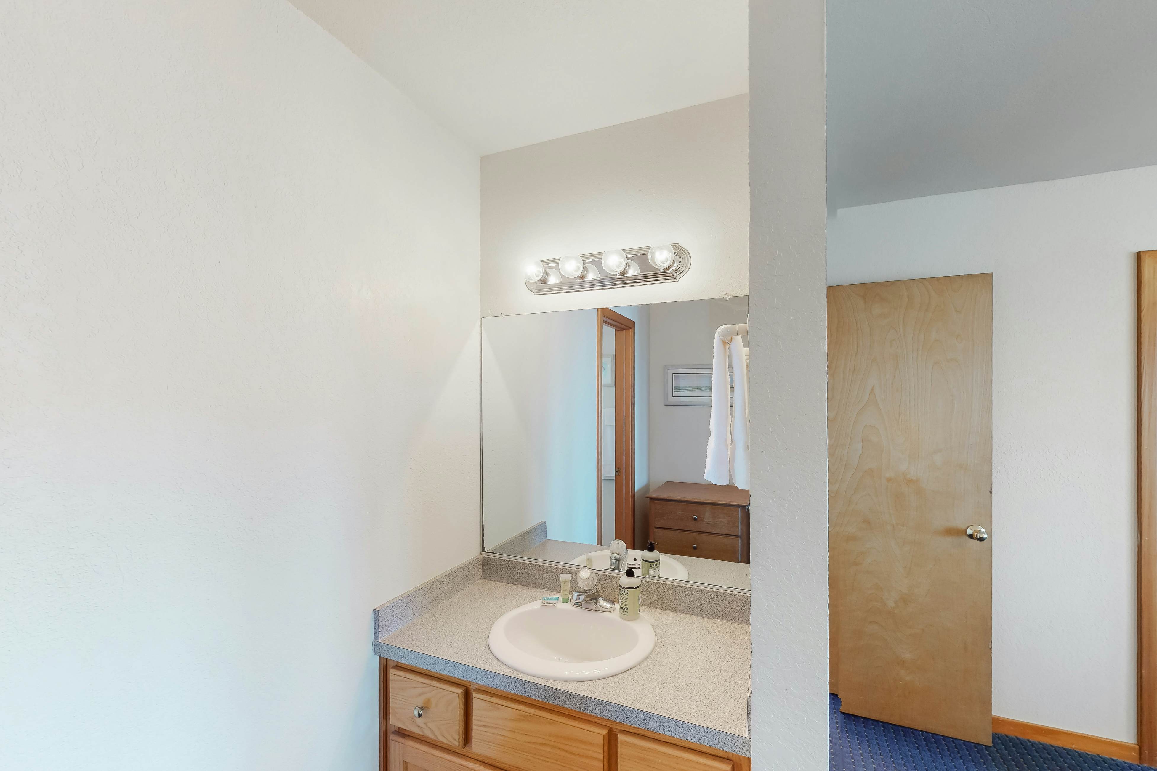 AVIC1 Island Sun  #1-I