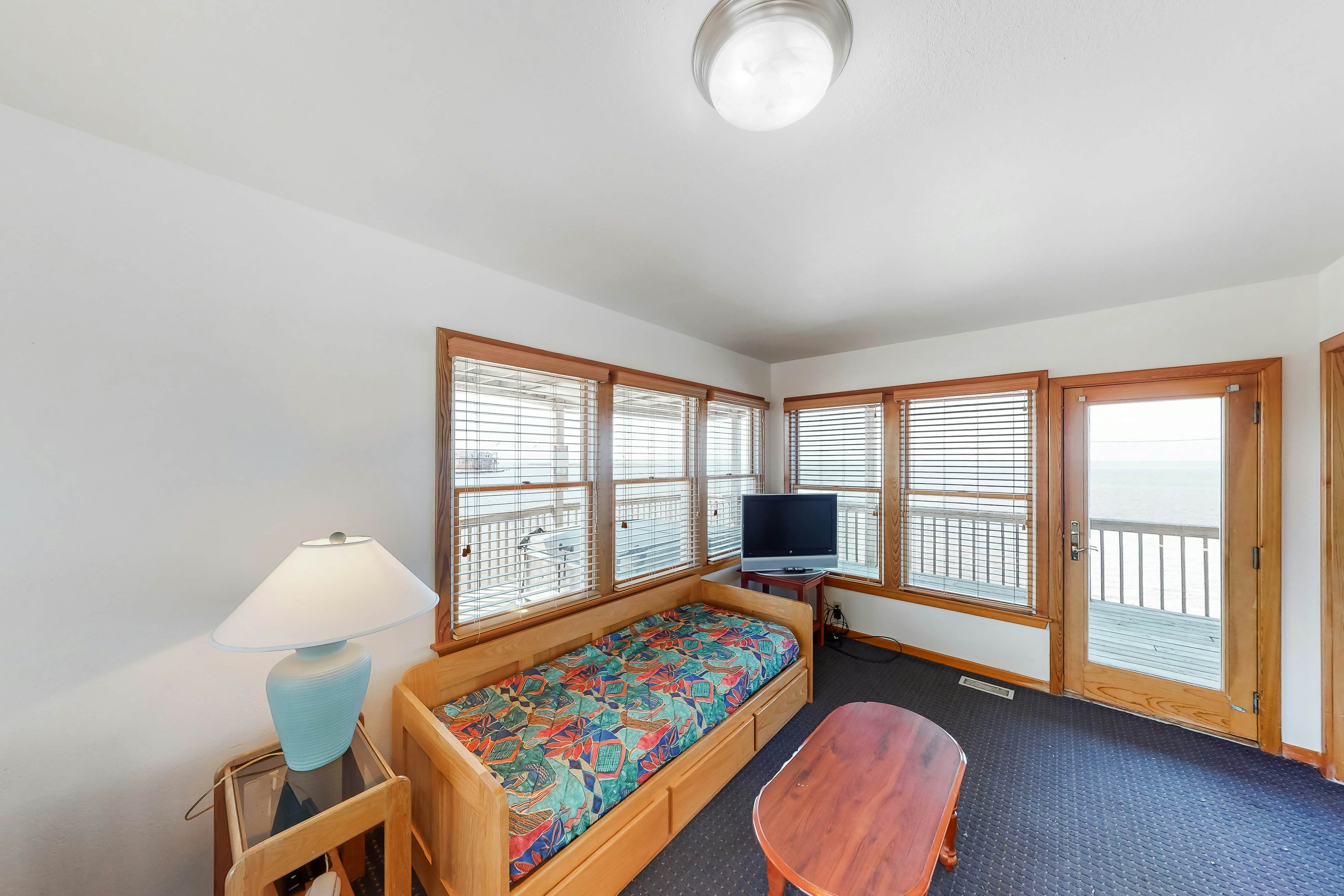 AVIC1 Island Sun  #1-I