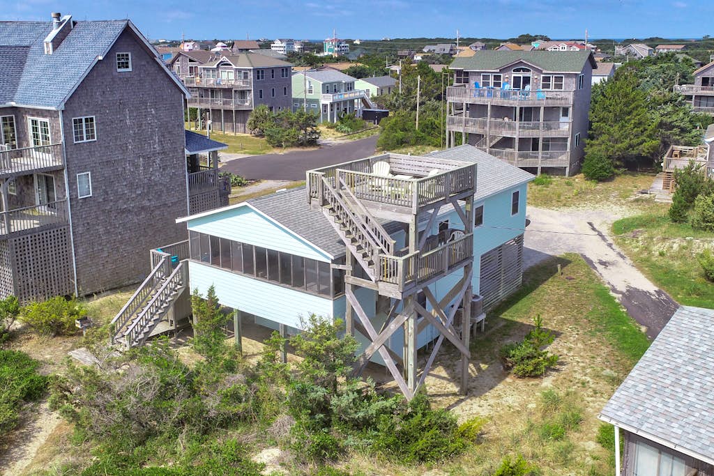 See-Shore 451: Beachfront w/private hot tub