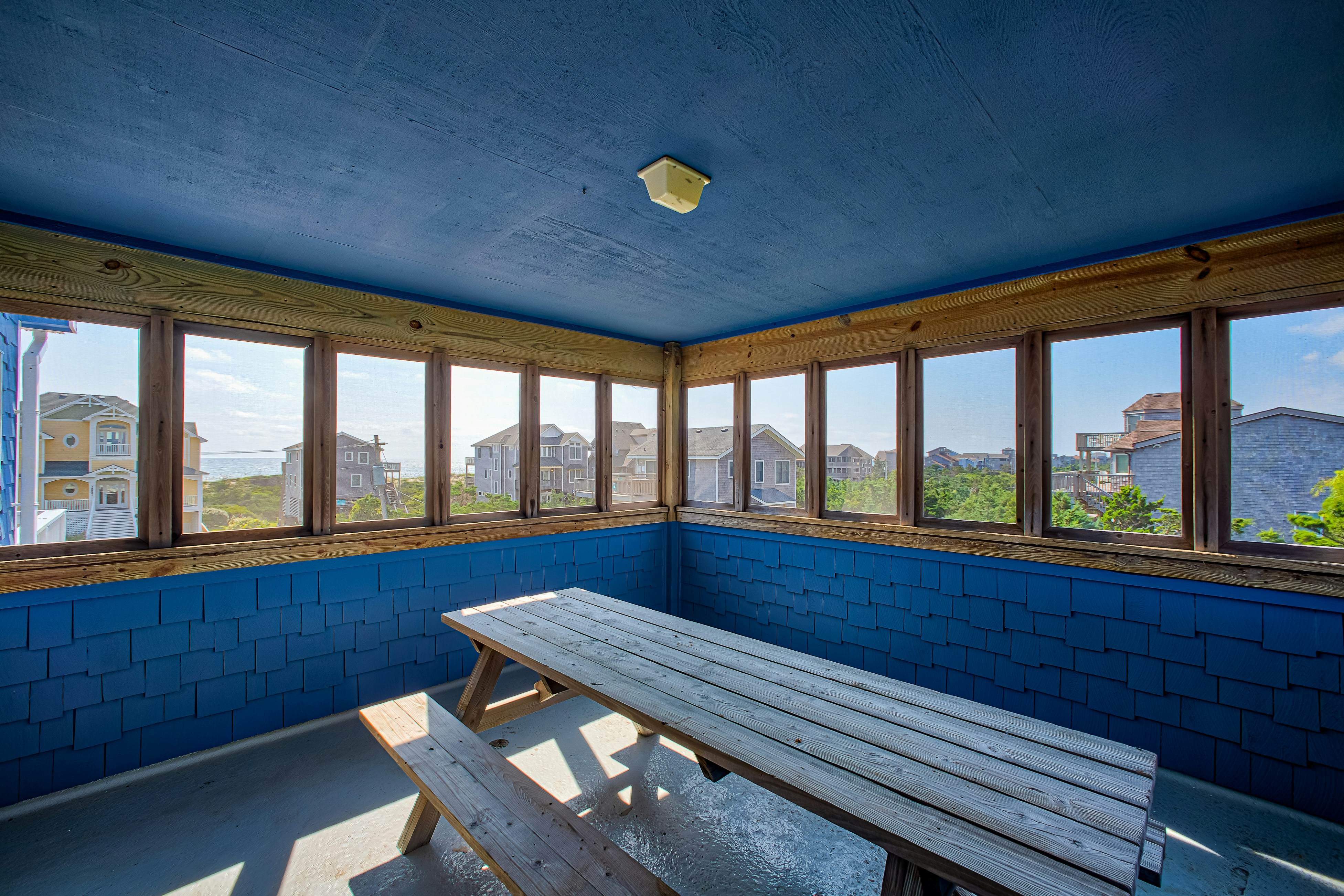 AV330 Gail's Force 330