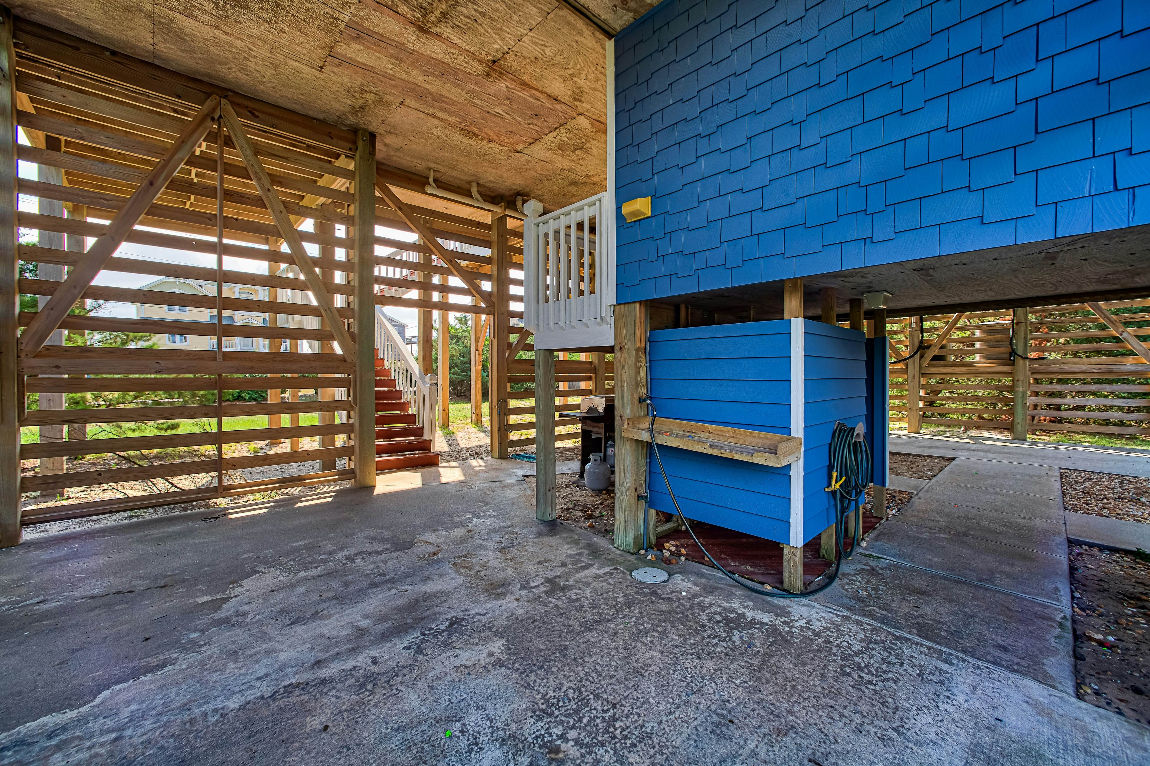 AV330 Gail's Force 330