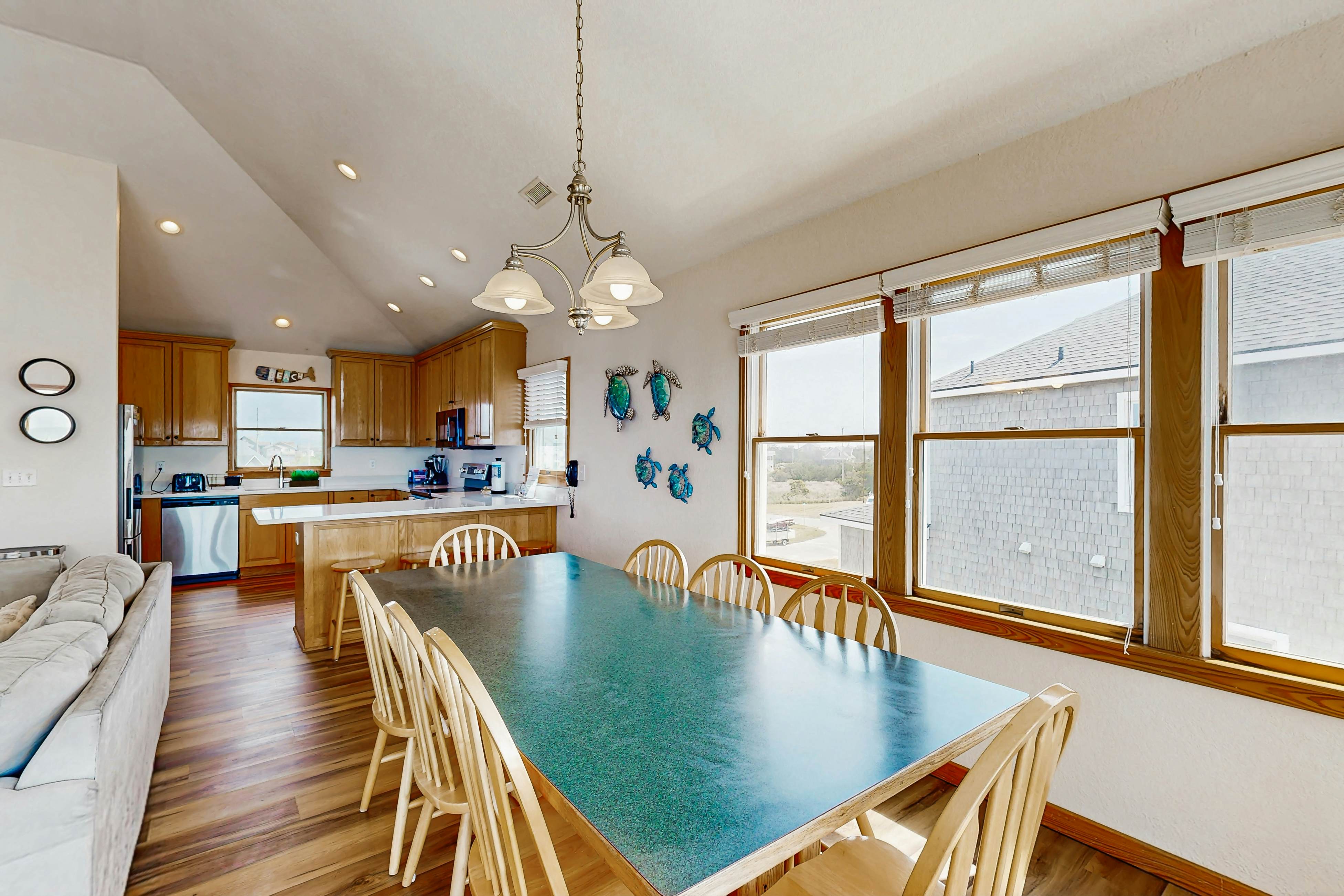 AVIC13 Island Gust  #13-I