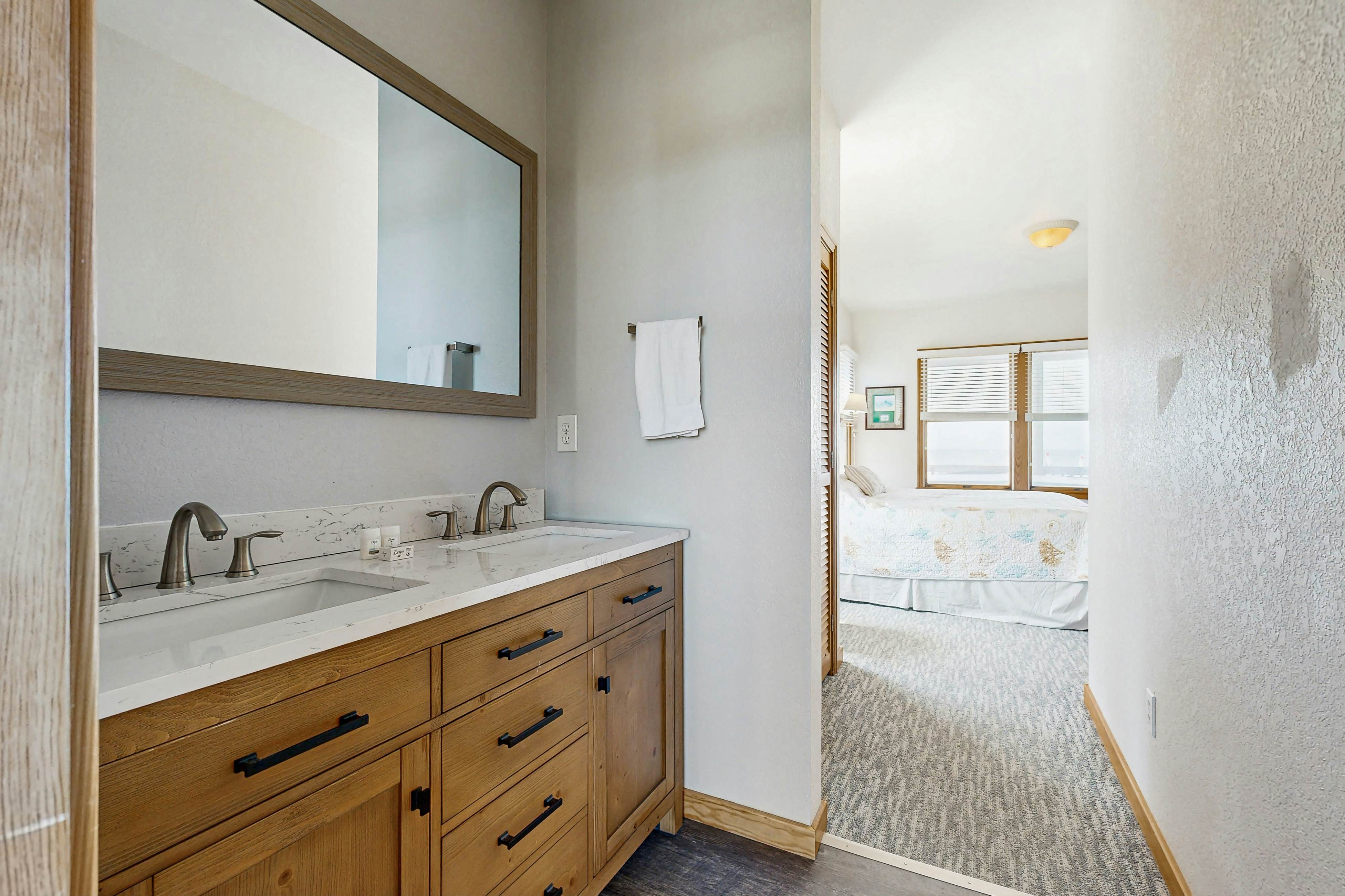 AVIC13 Island Gust  #13-I