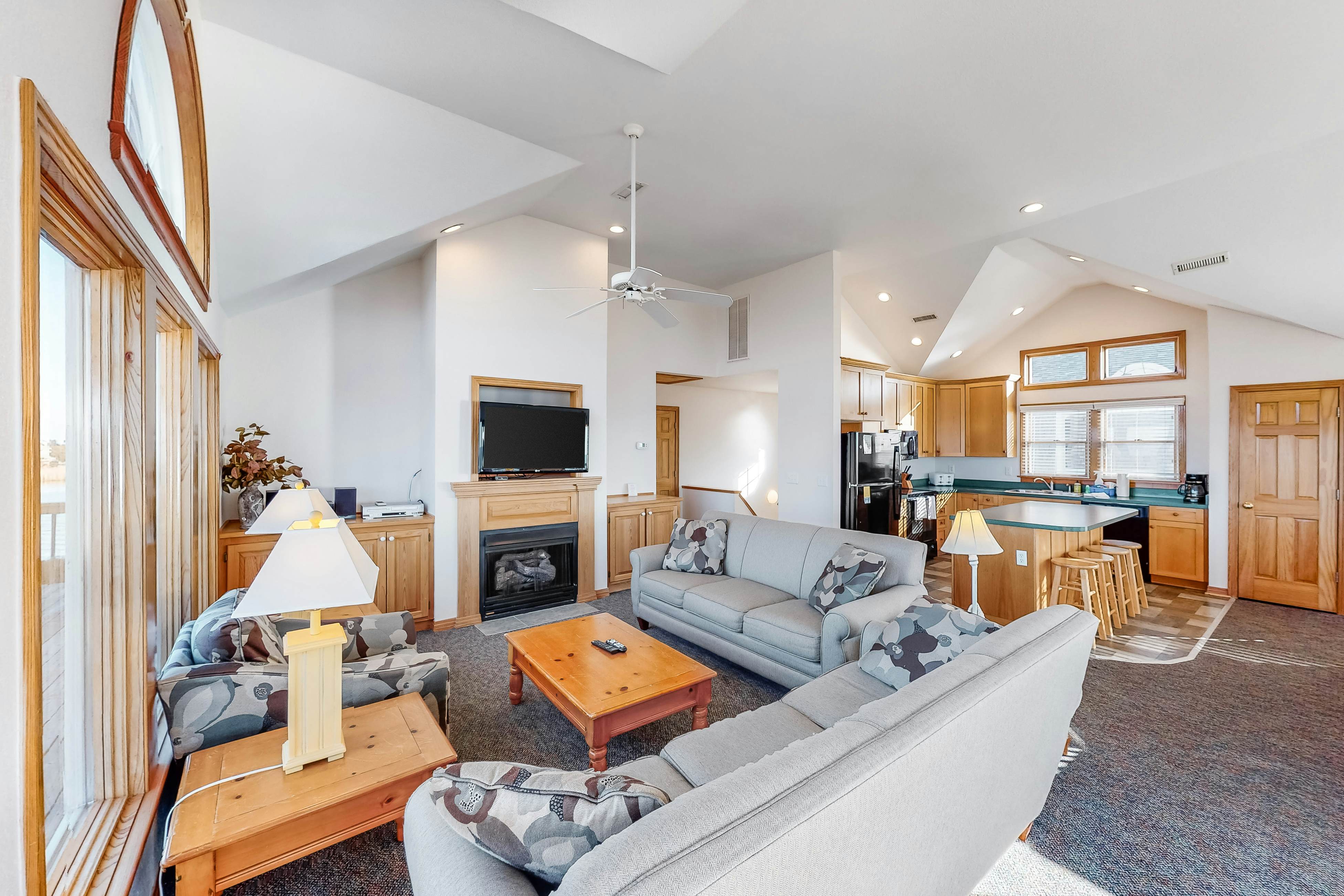 AVIC15 Island Thunder  #15-I