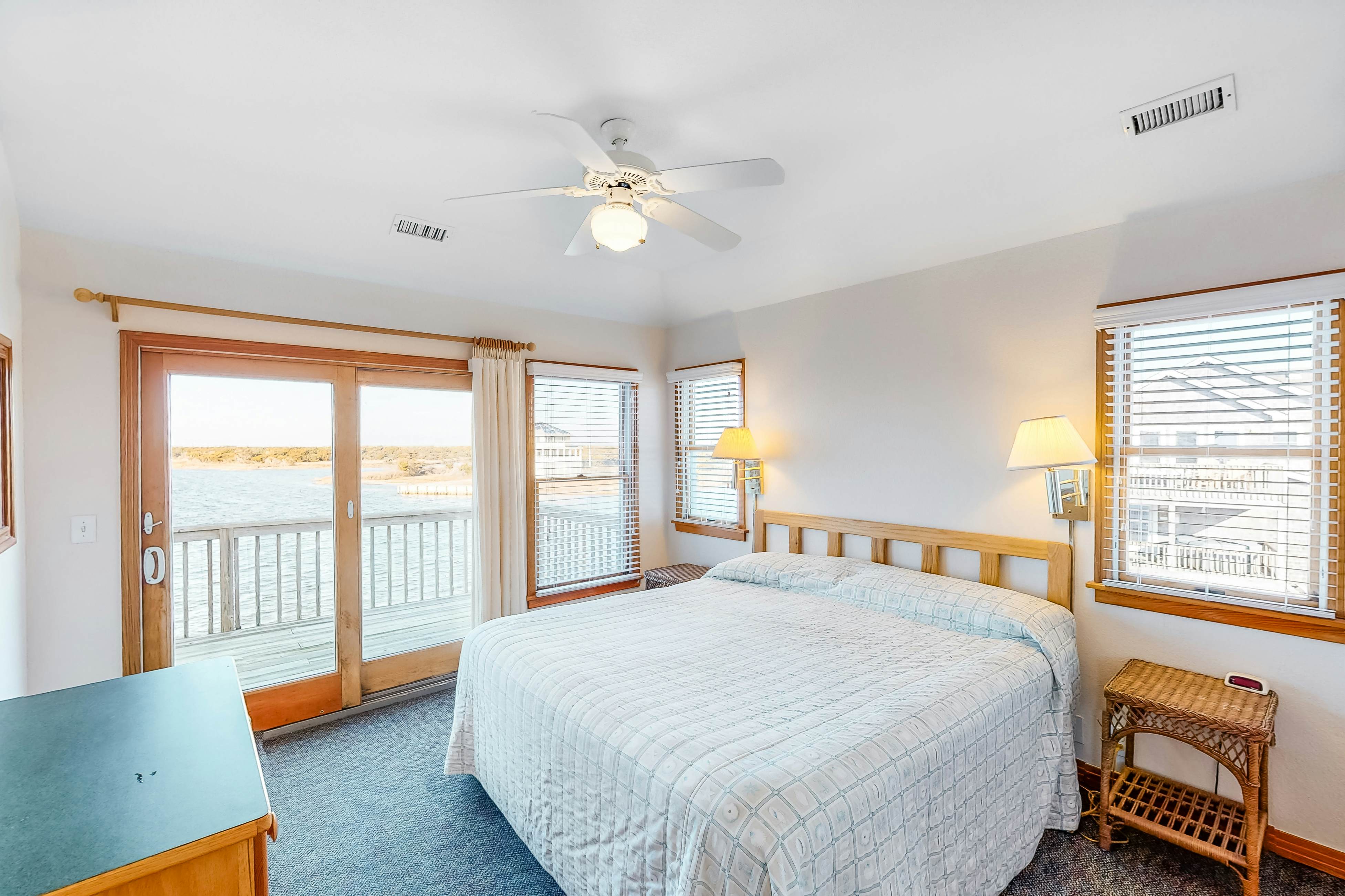 AVIC15 Island Thunder  #15-I