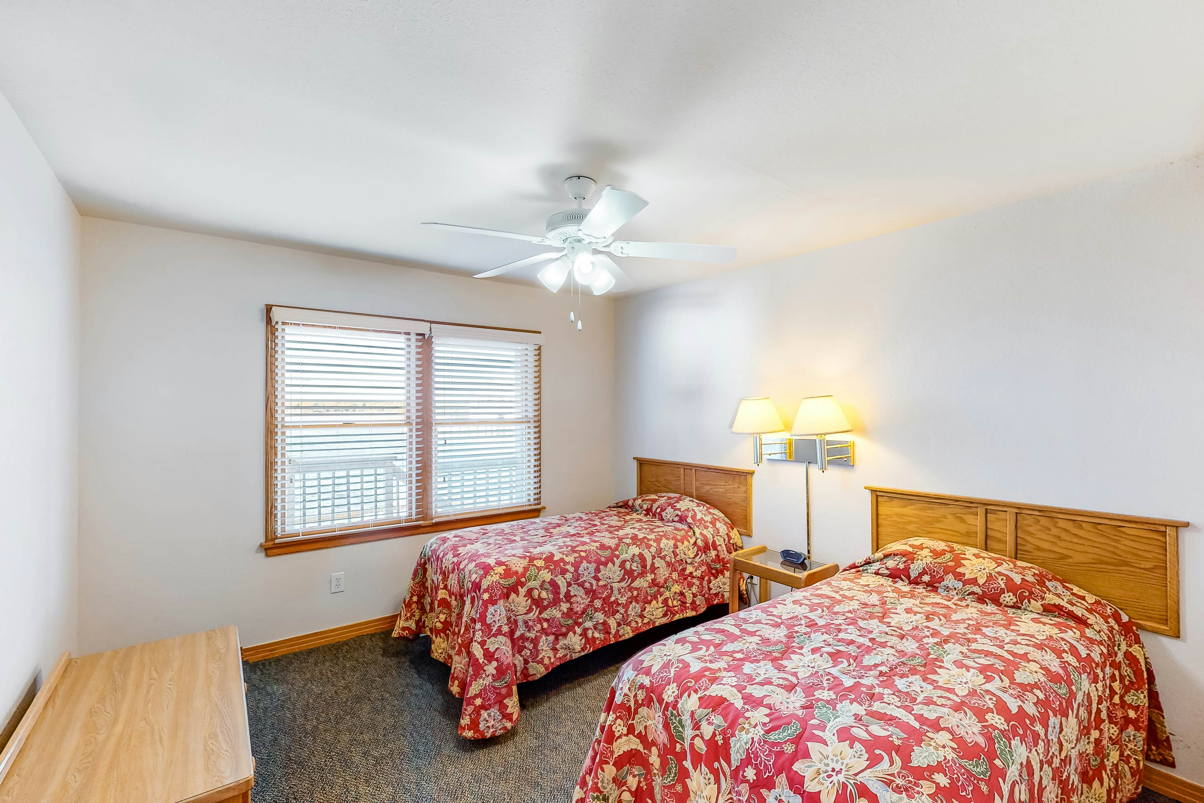 AVIC15 Island Thunder  #15-I