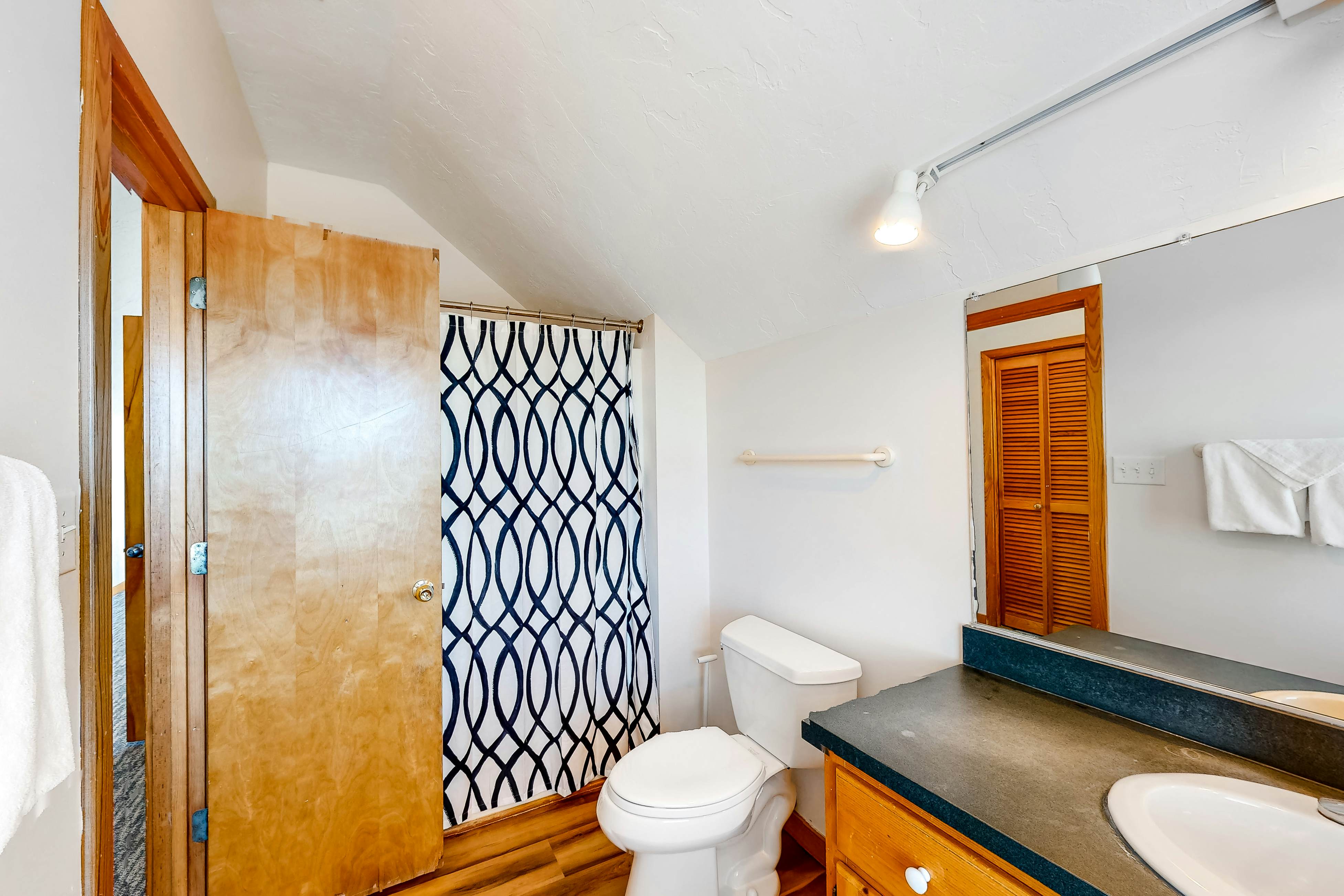 AVIC5 Island Gale  #5-I