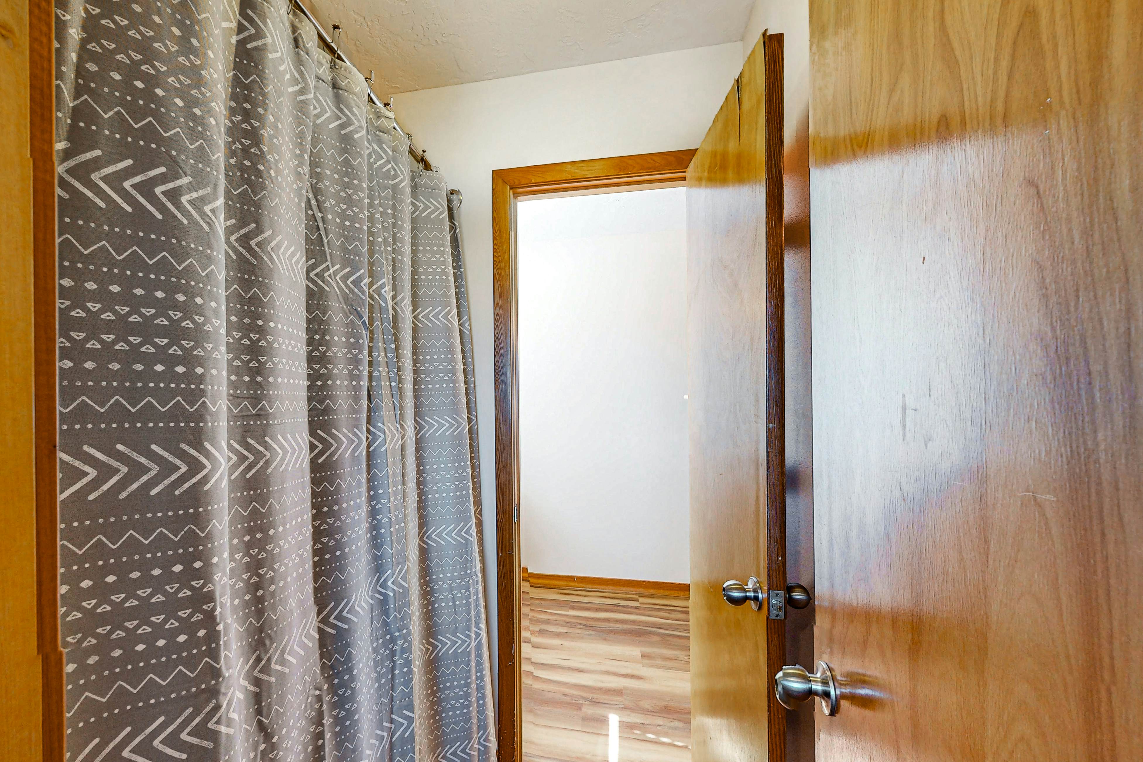 AVIC5 Island Gale  #5-I