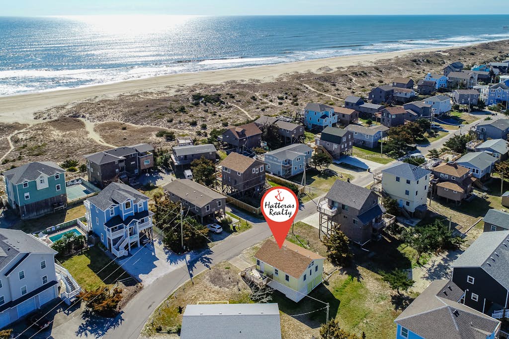 Sea View 44: Dog-friendly, 2 rows from ocean w/pool