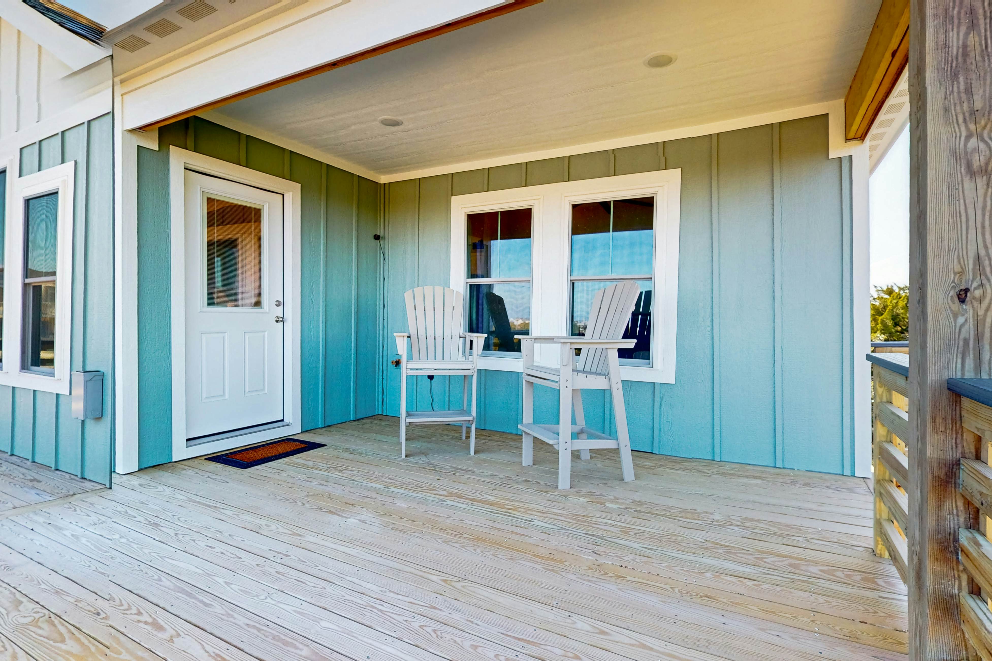 AVKS1125A The Green Turtle  - Upstairs