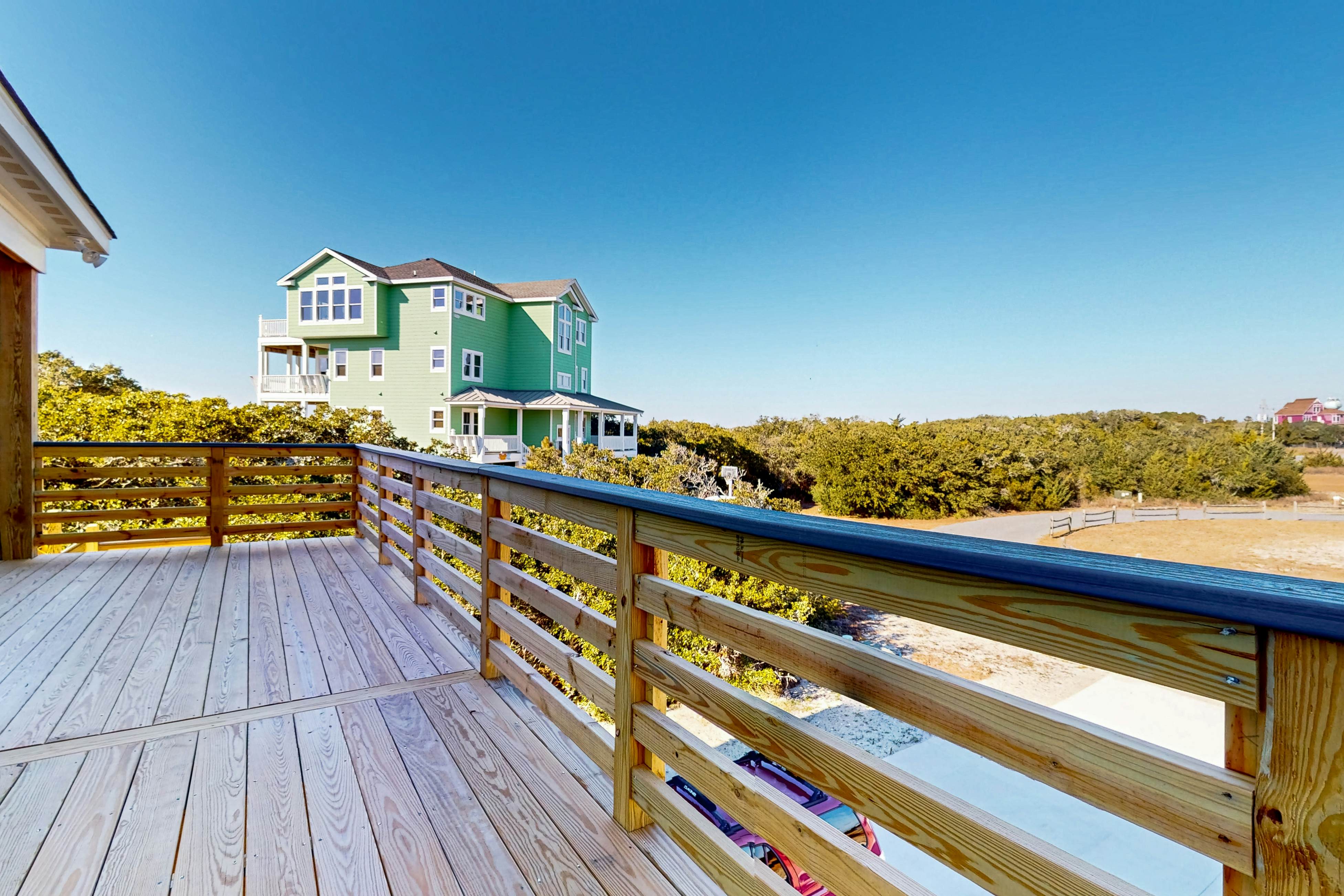 AVKS1125A The Green Turtle  - Upstairs