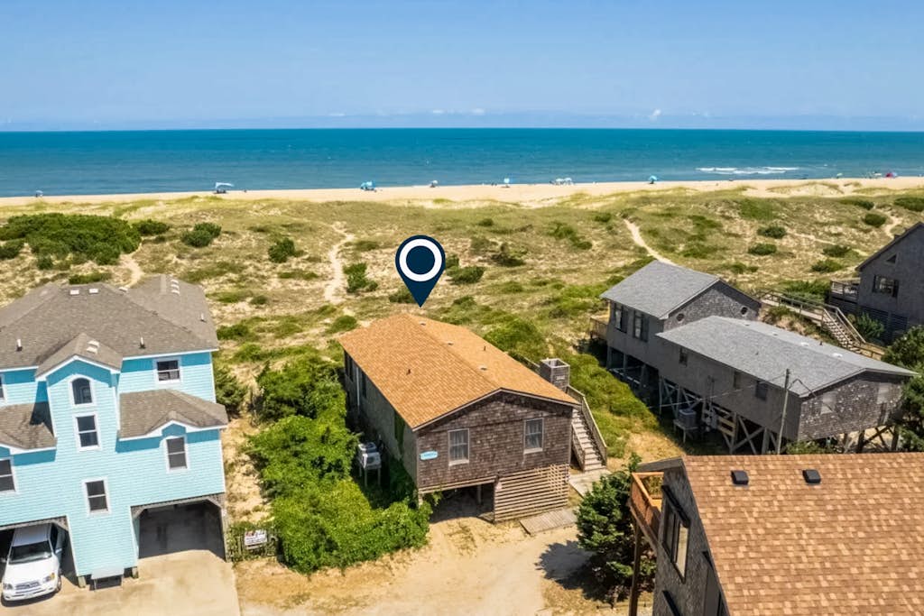 Charming 3BR Oceanfront Home in Avon,NC with Full Kitchen, A/C, and WIFI