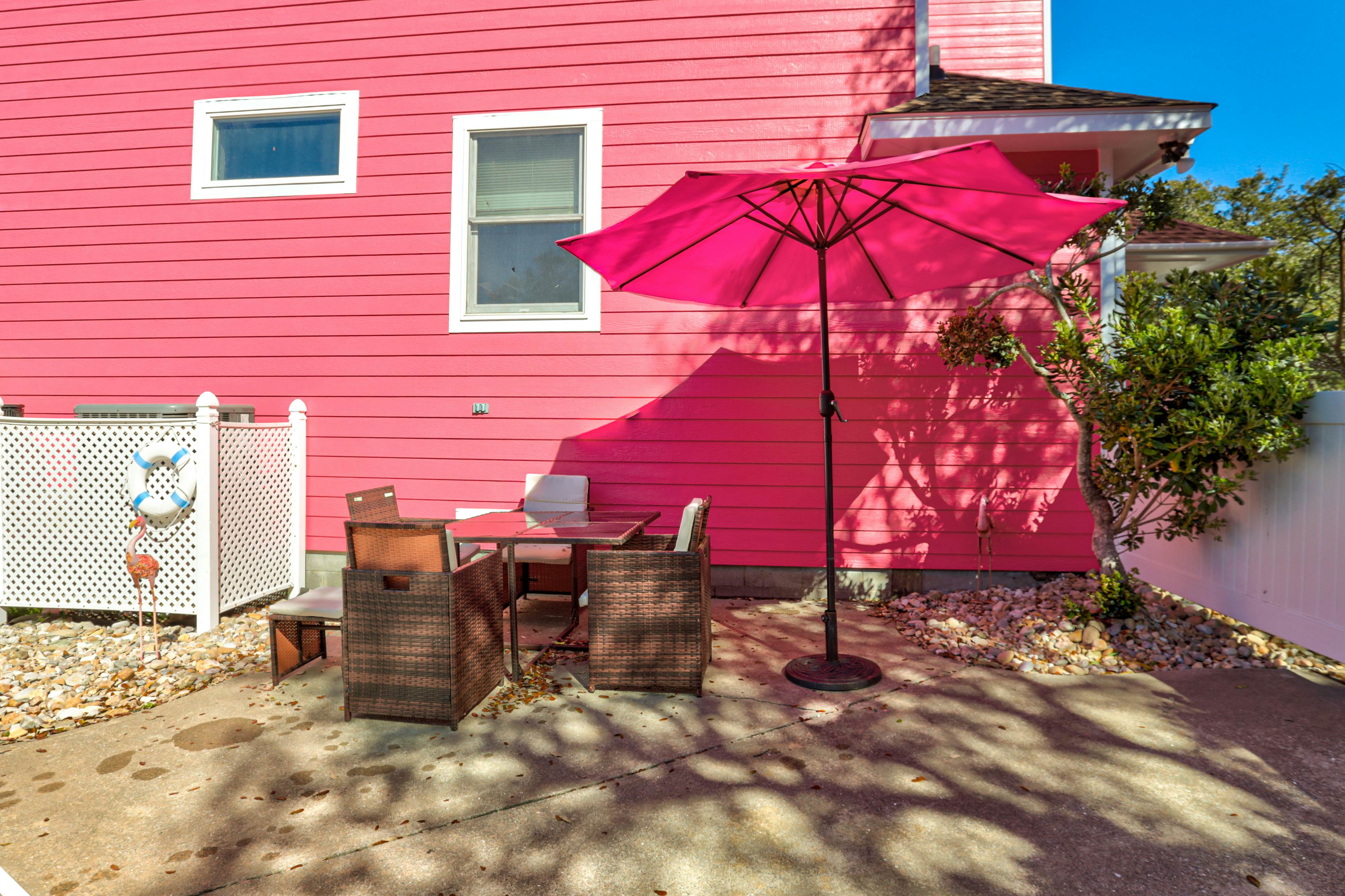 AVKS100 The Pink Flamingo