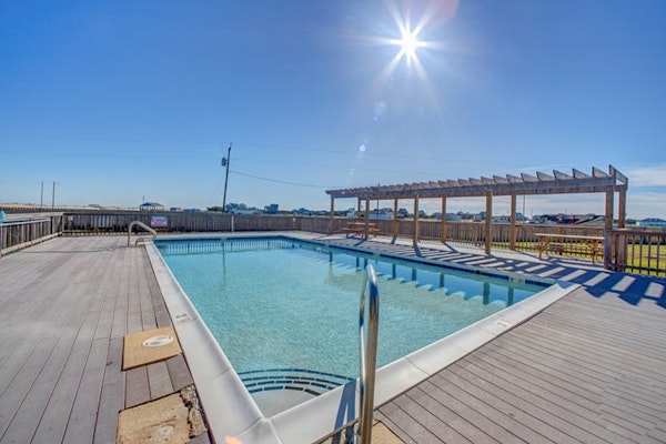Top-floor, oceanfront condo with stunning balcony views, pool, deck, central AC