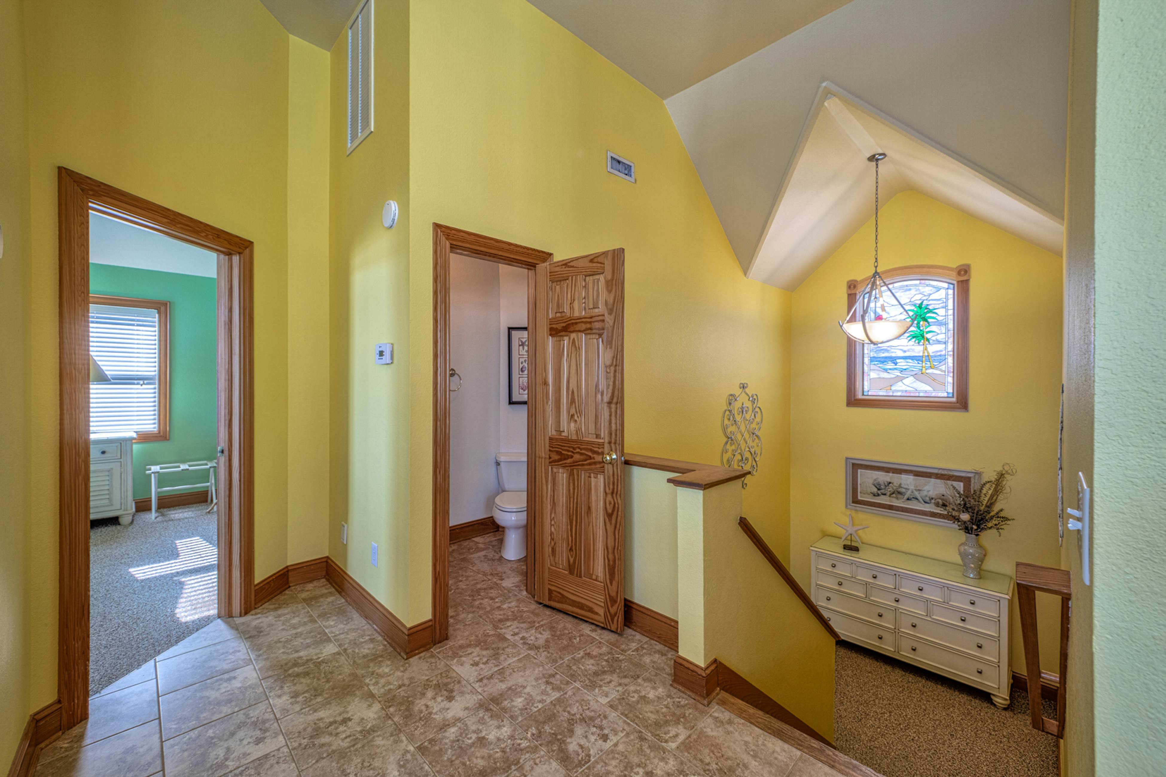 AV220 Coastal Charm 220