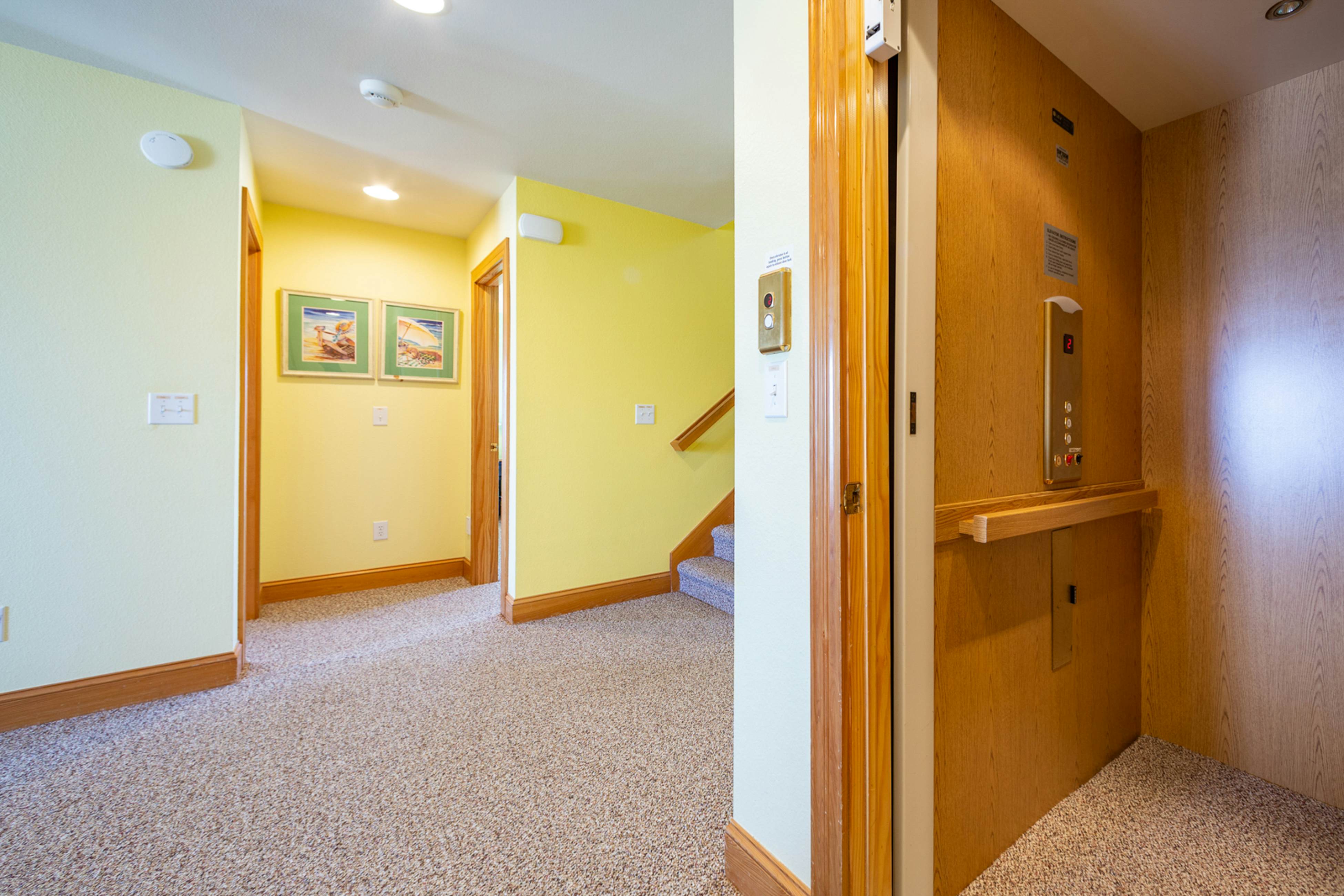 AV220 Coastal Charm 220