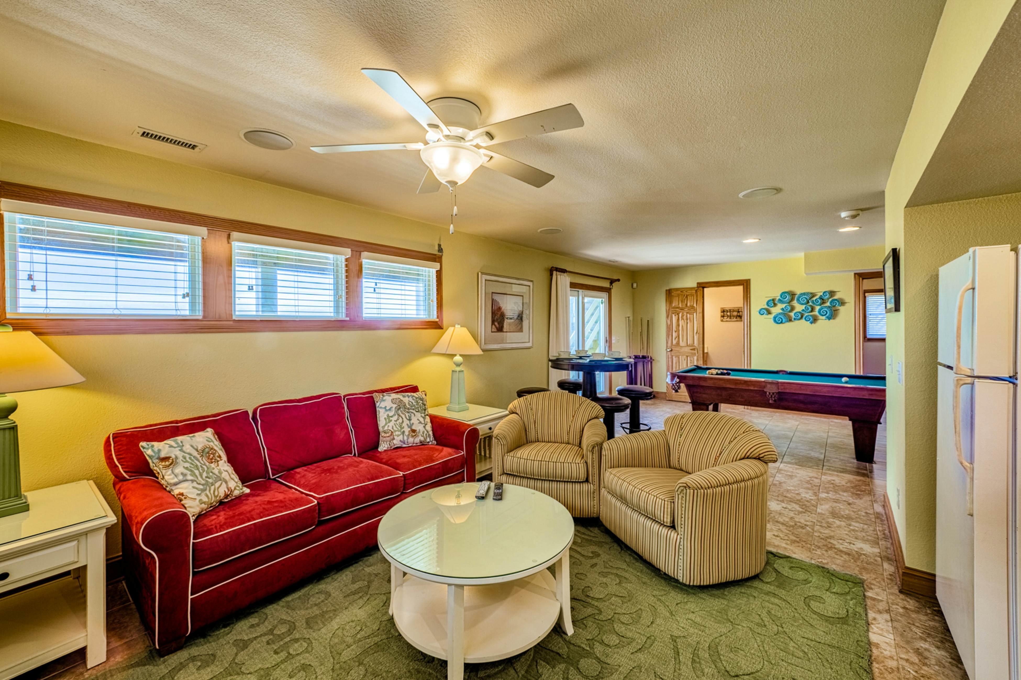 AV220 Coastal Charm 220