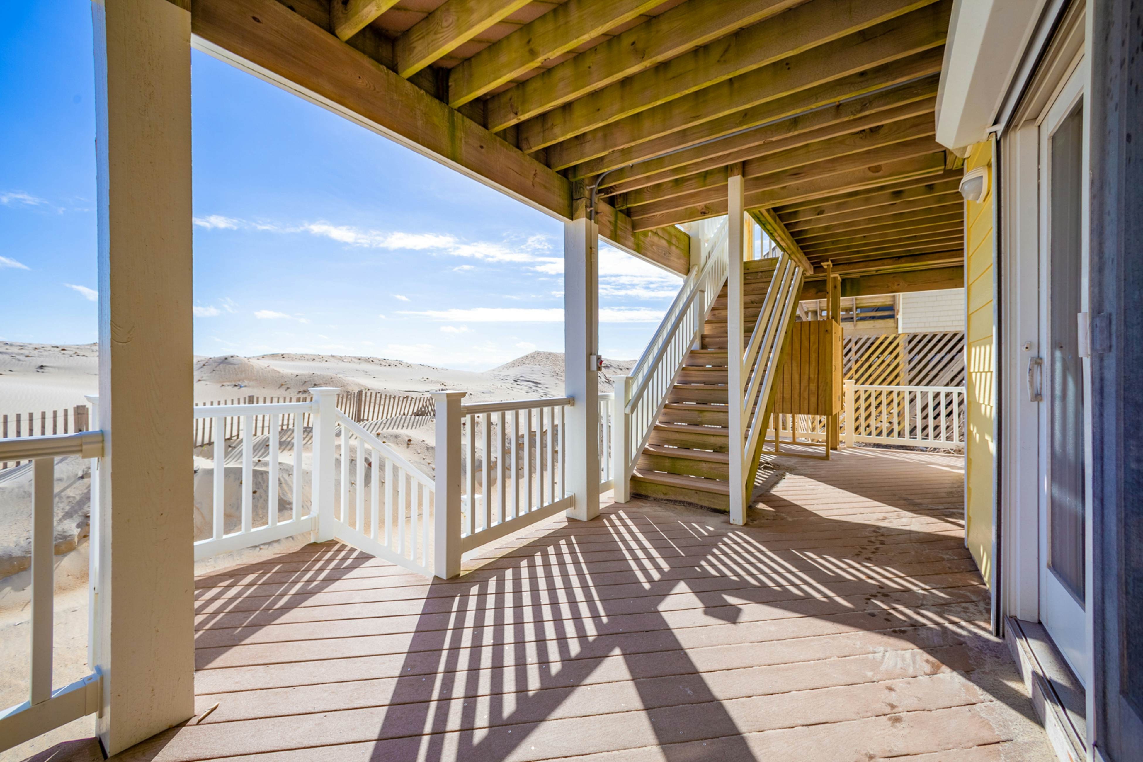 AV220 Coastal Charm 220