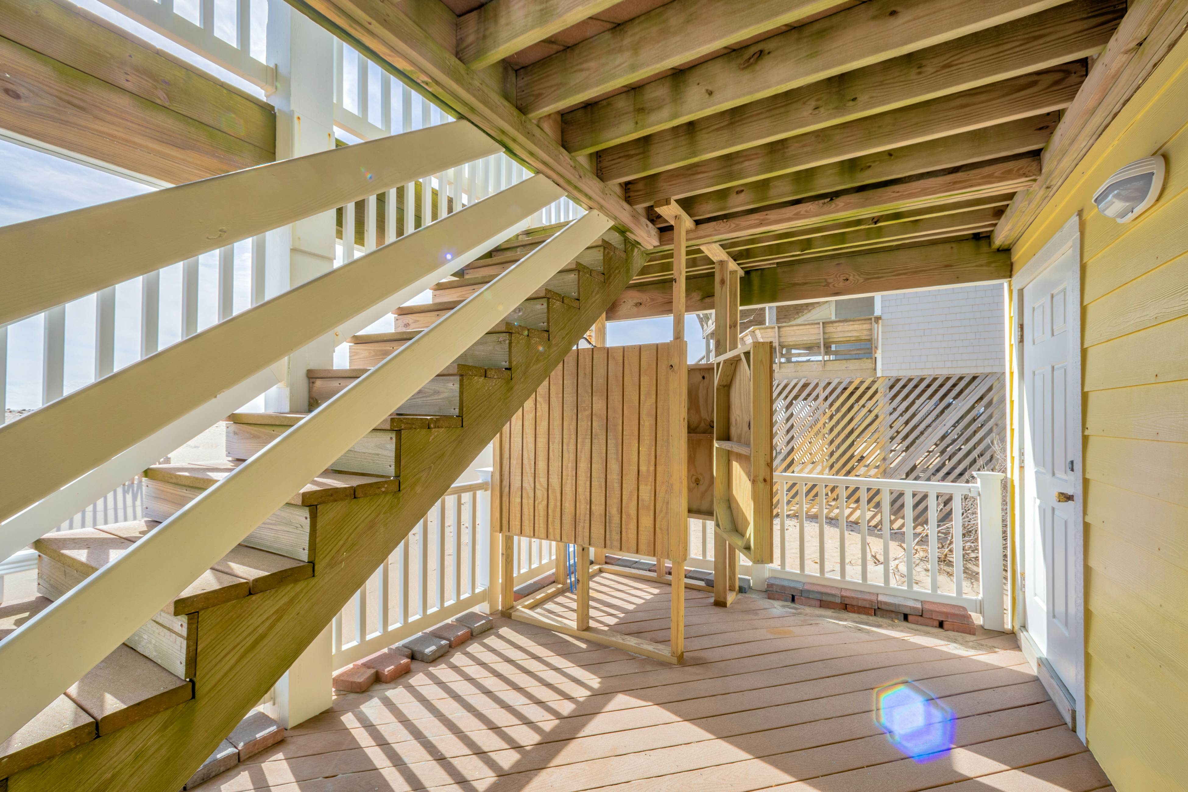 AV220 Coastal Charm 220