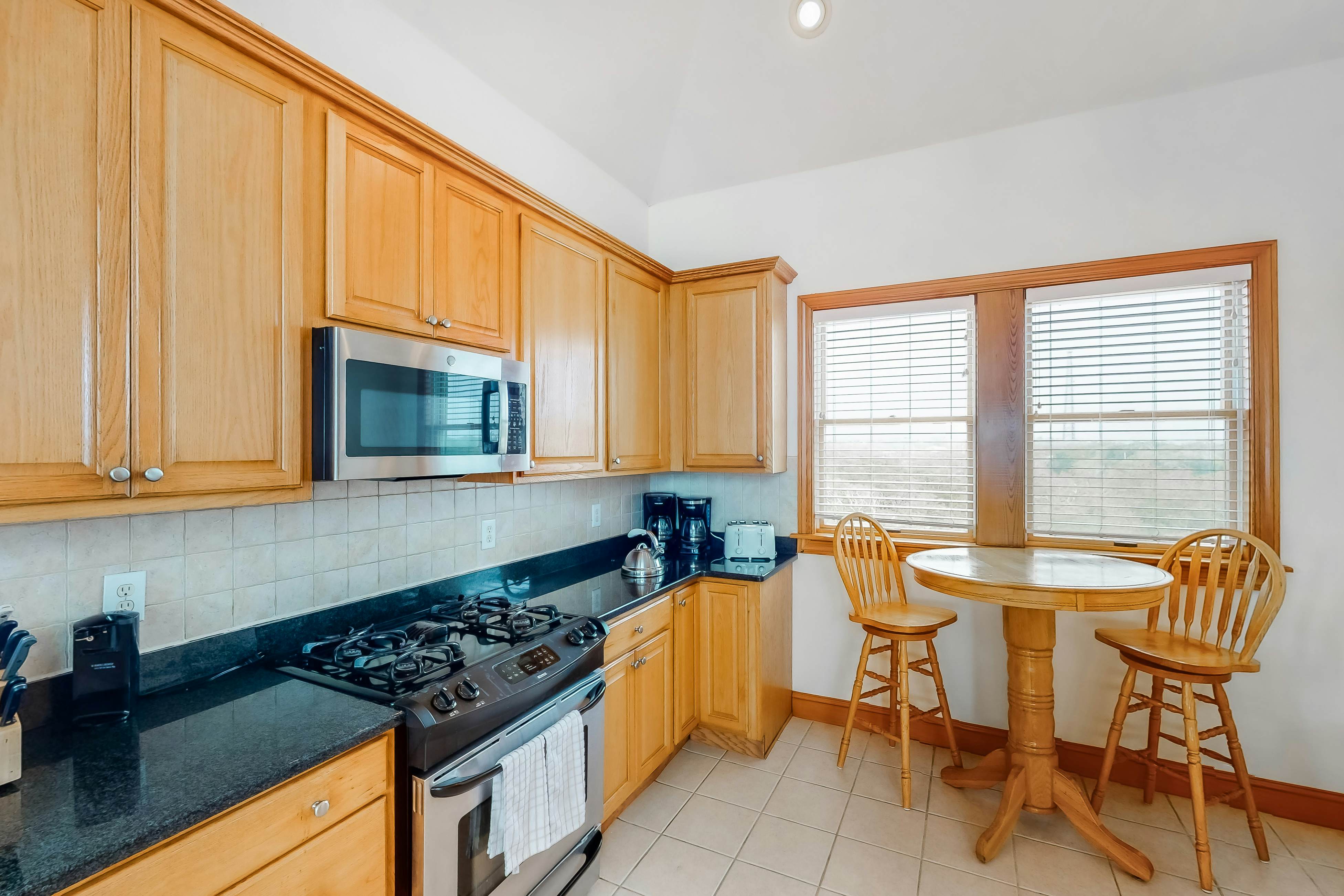 BXBP7 Whispering Sands #7-B