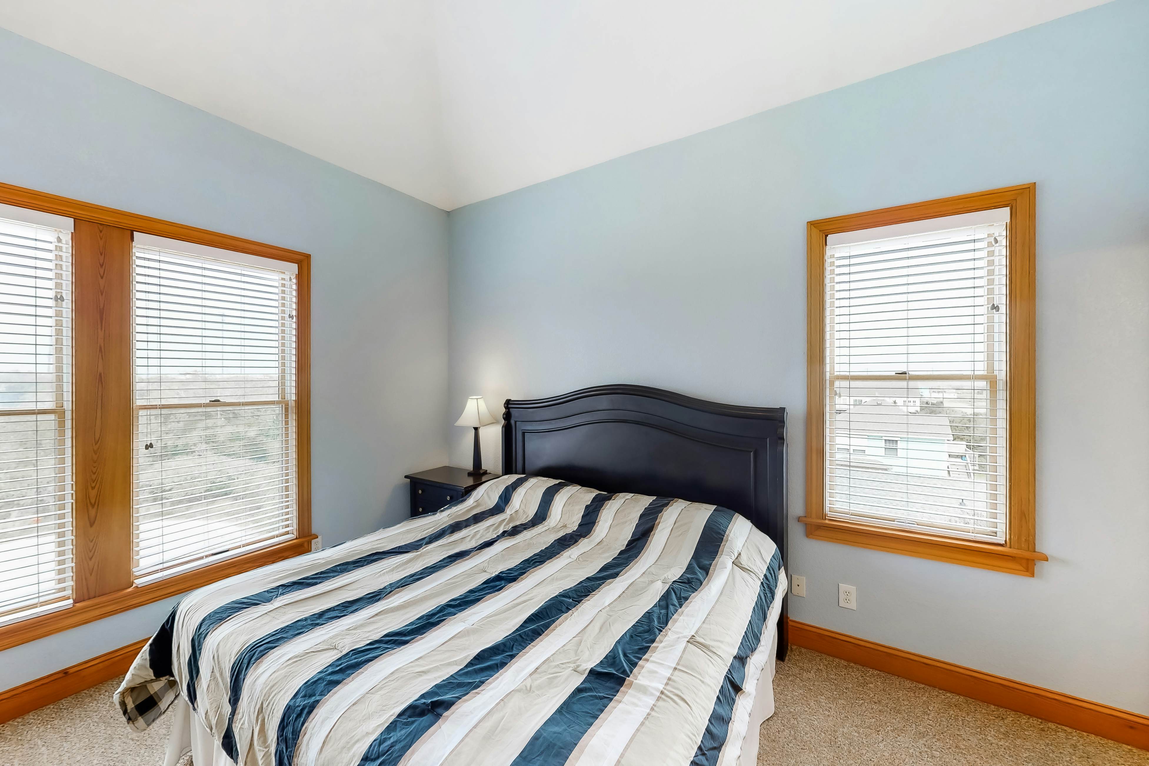 BXBP7 Whispering Sands #7-B