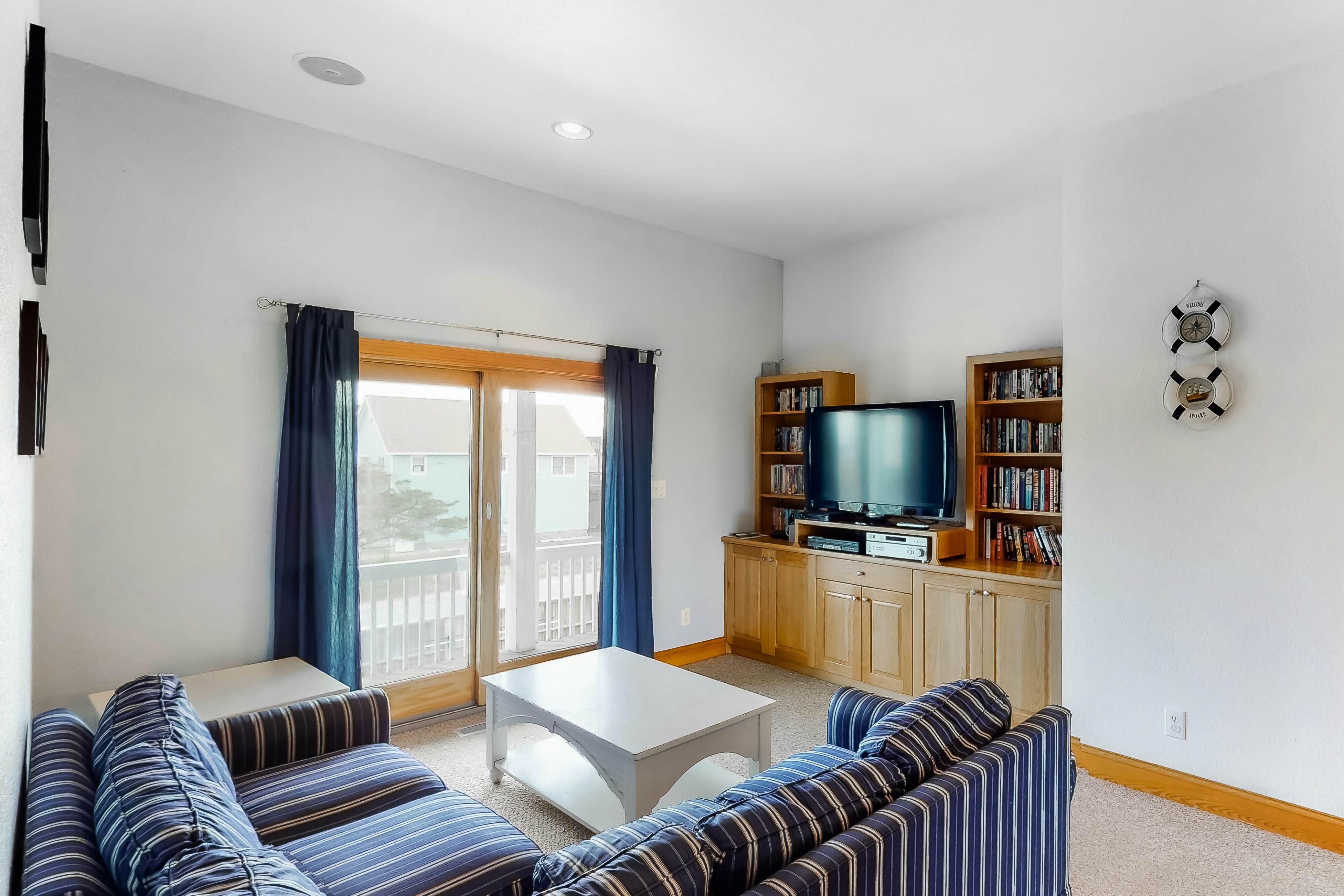 BXBP7 Whispering Sands #7-B