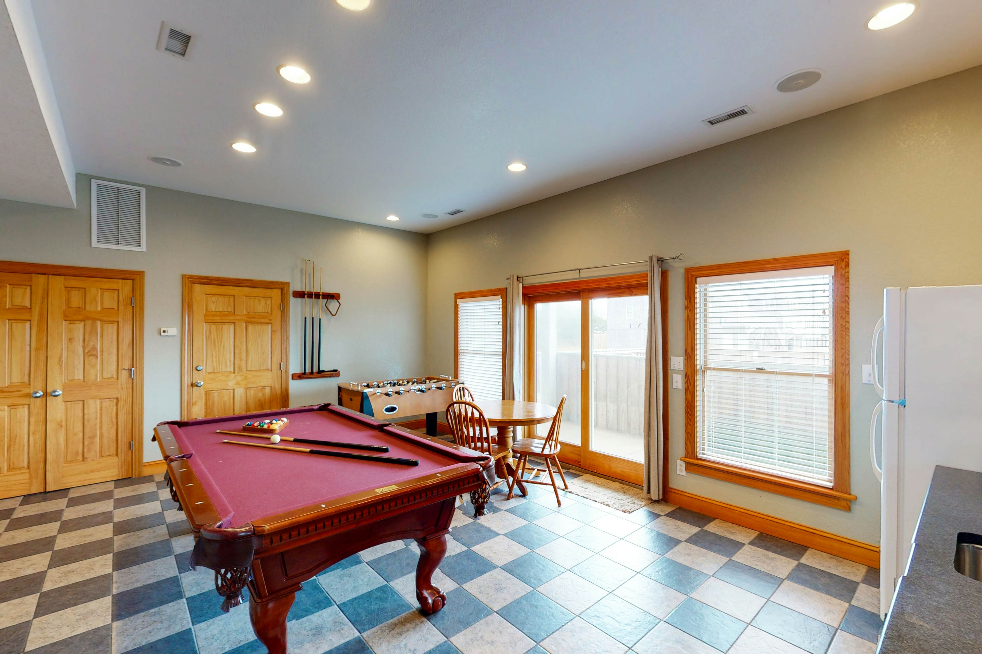 BXBP7 Whispering Sands #7-B