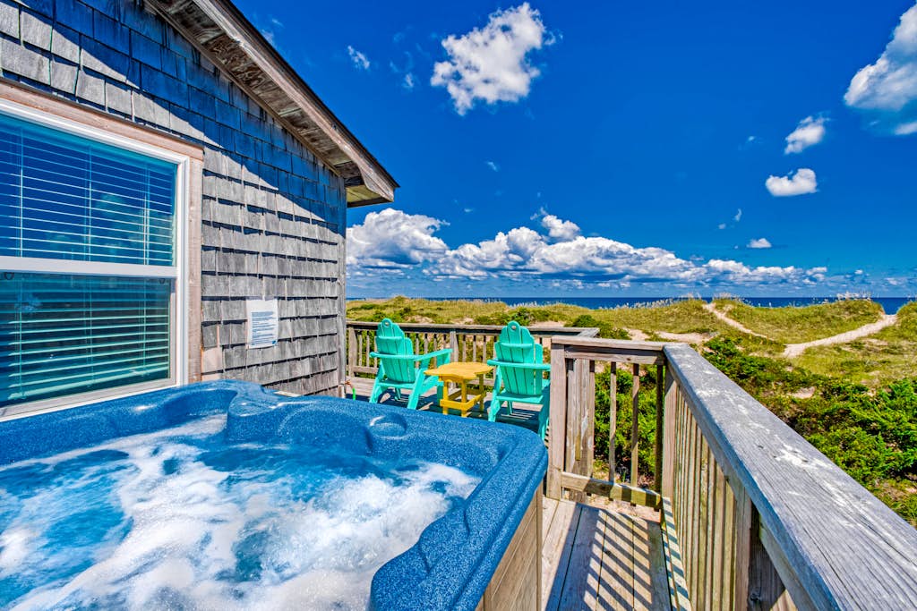 Carolina House 80: Oceanfront, private hot tub & great views