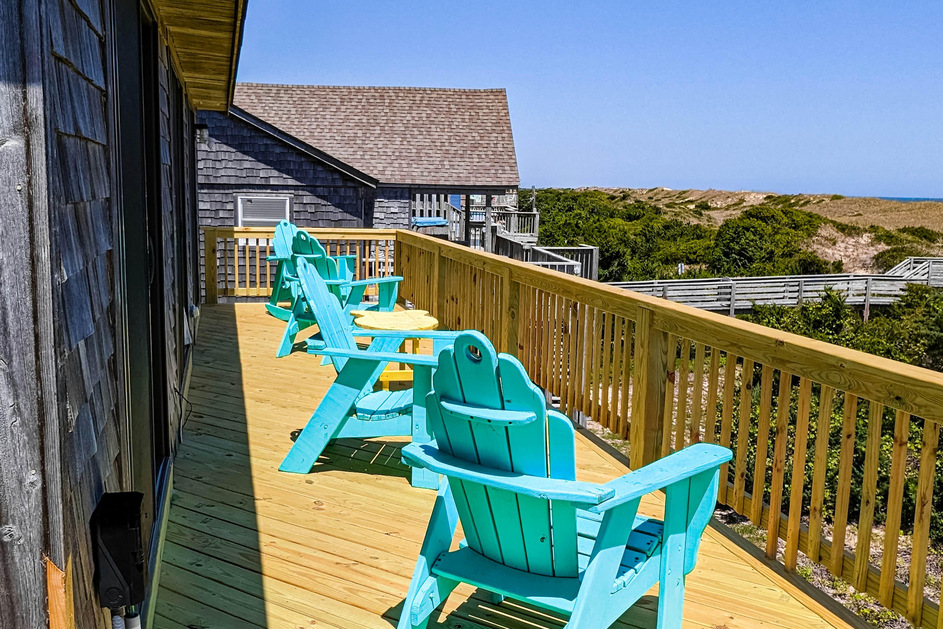 AV80 Carolina House 80