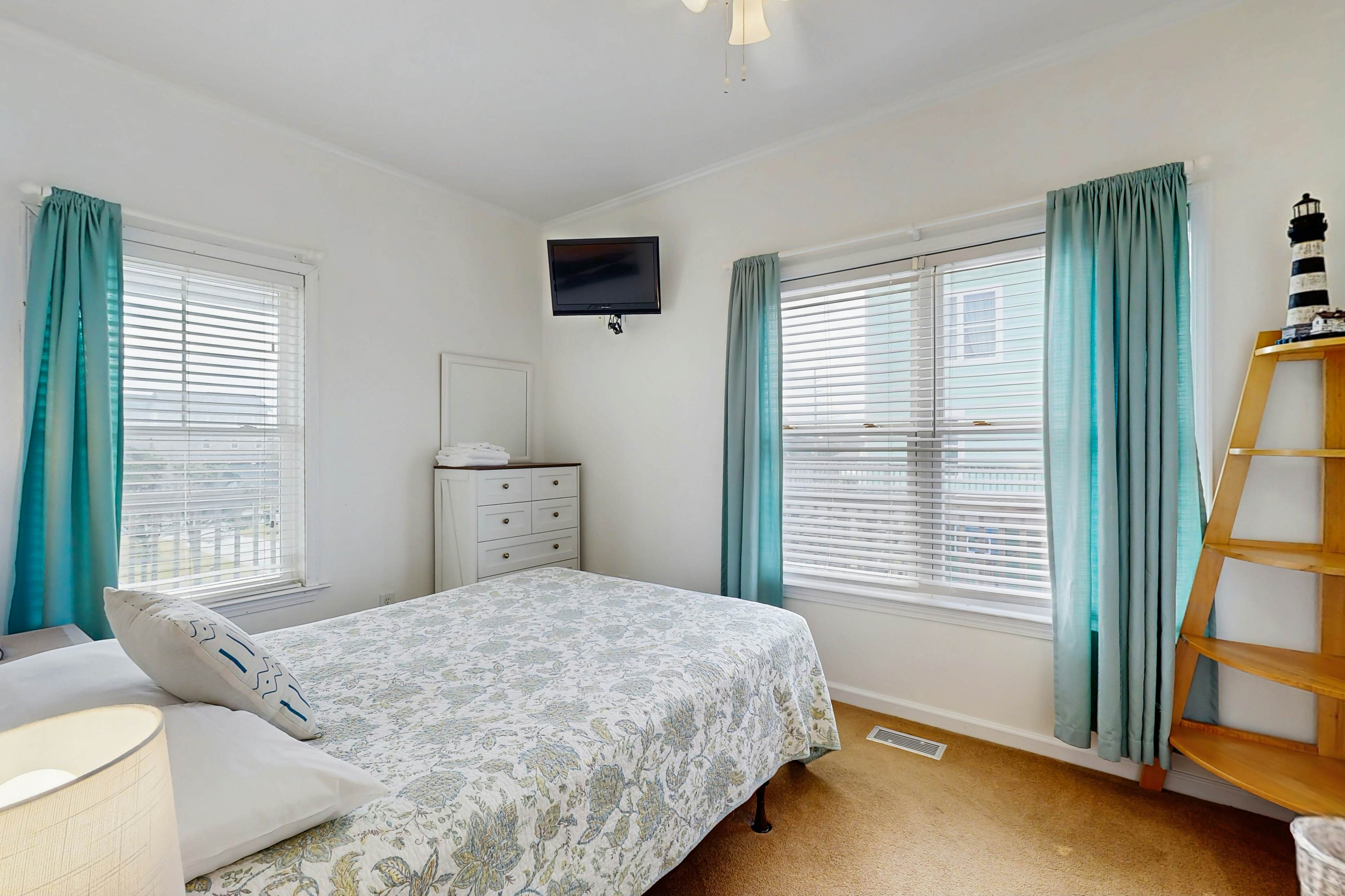 FO112 Frisco Bay 112