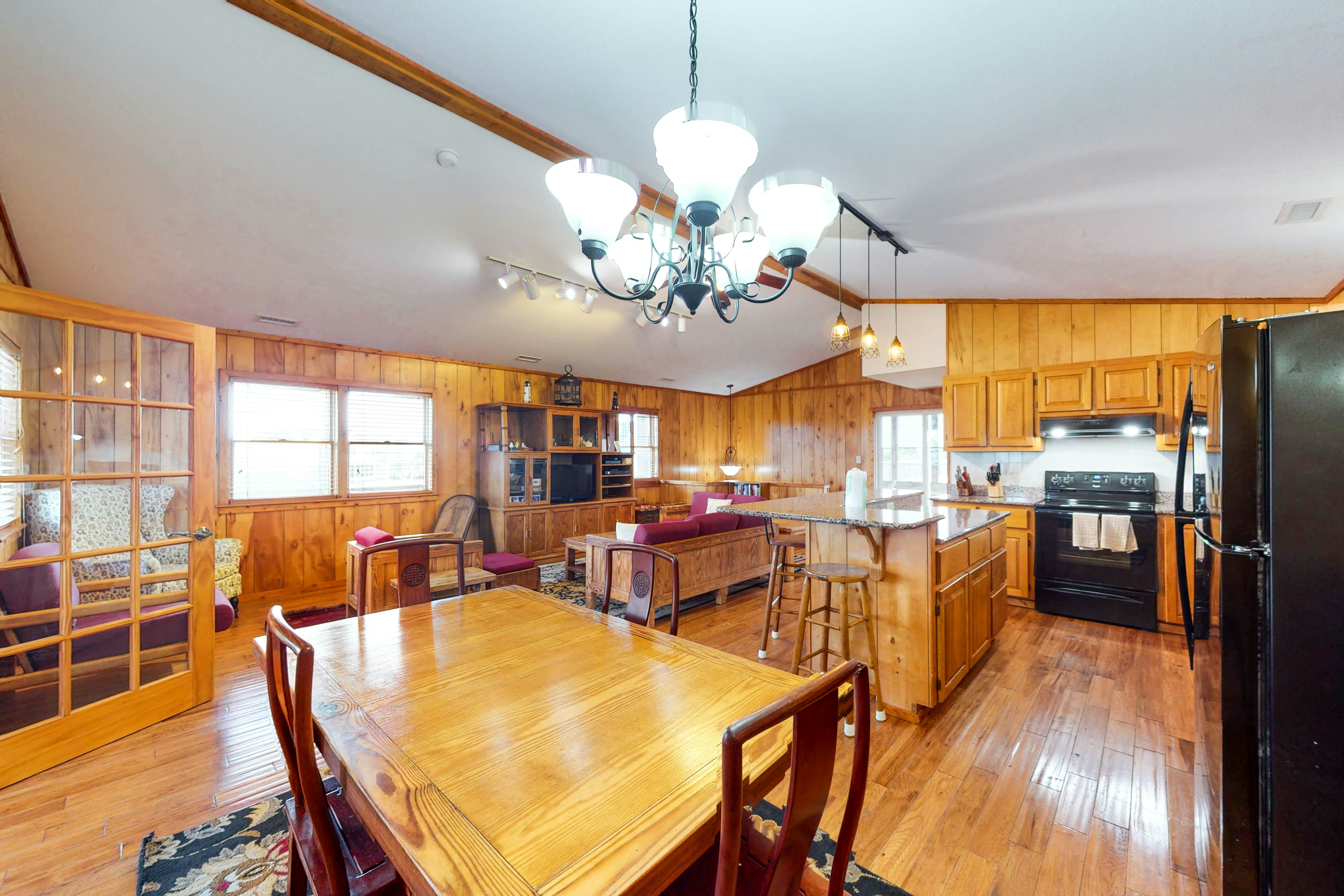 BXDPE73 Pirate's Light