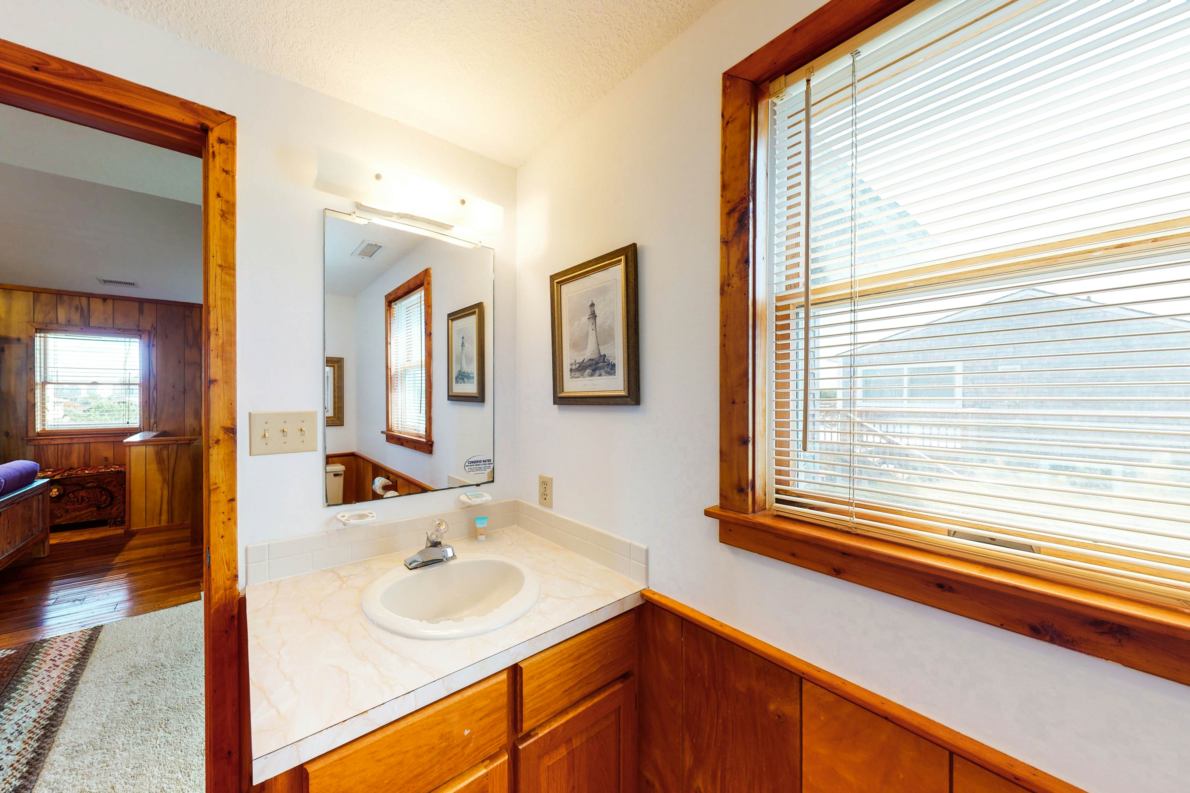 BXDPE73 Pirate's Light