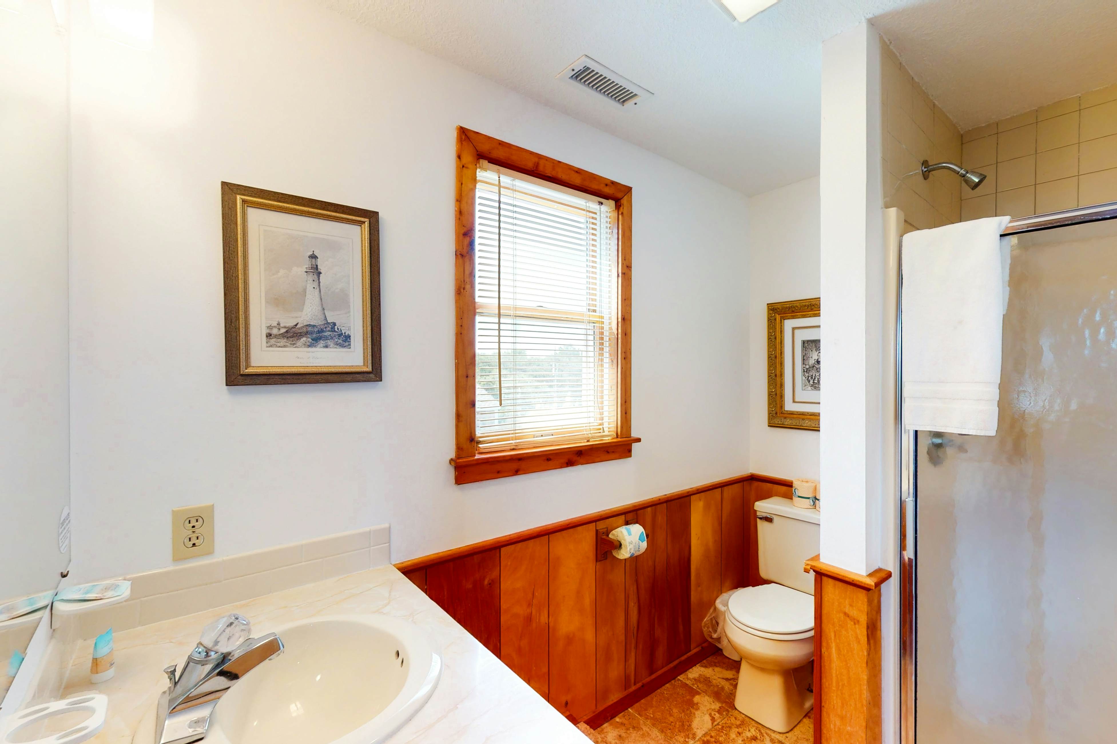 BXDPE73 Pirate's Light