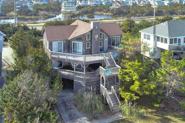 Pelican Perch: Dog-friendly,ocean views, outdoor pool & hot tub