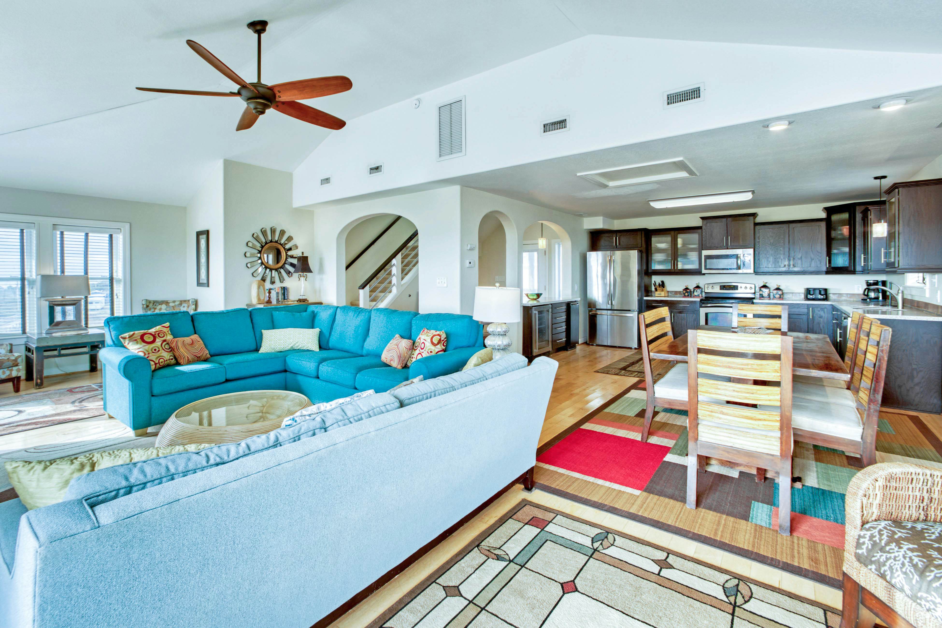 ROLE139 Gone Coastal