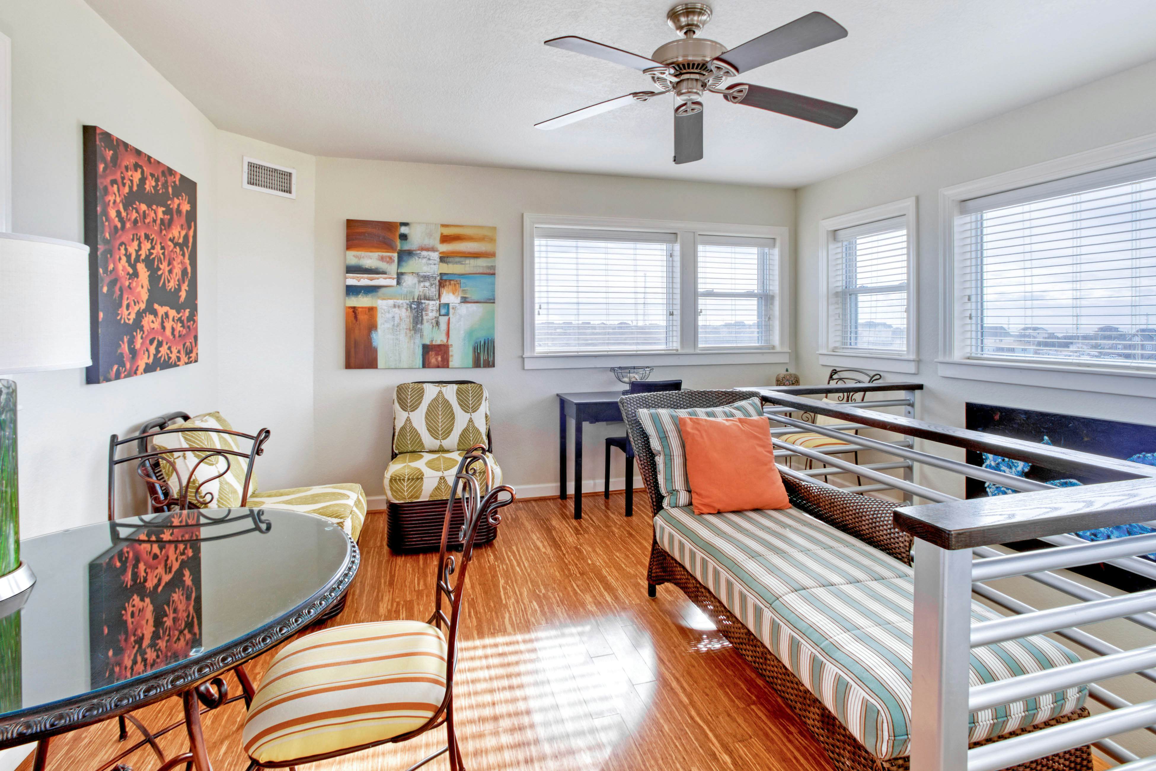 ROLE139 Gone Coastal