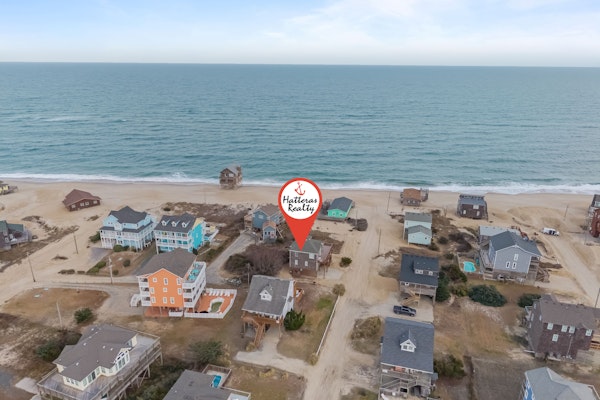 Enjoy a semi-oceanfront getaway, just two houses away from easy beach access!
