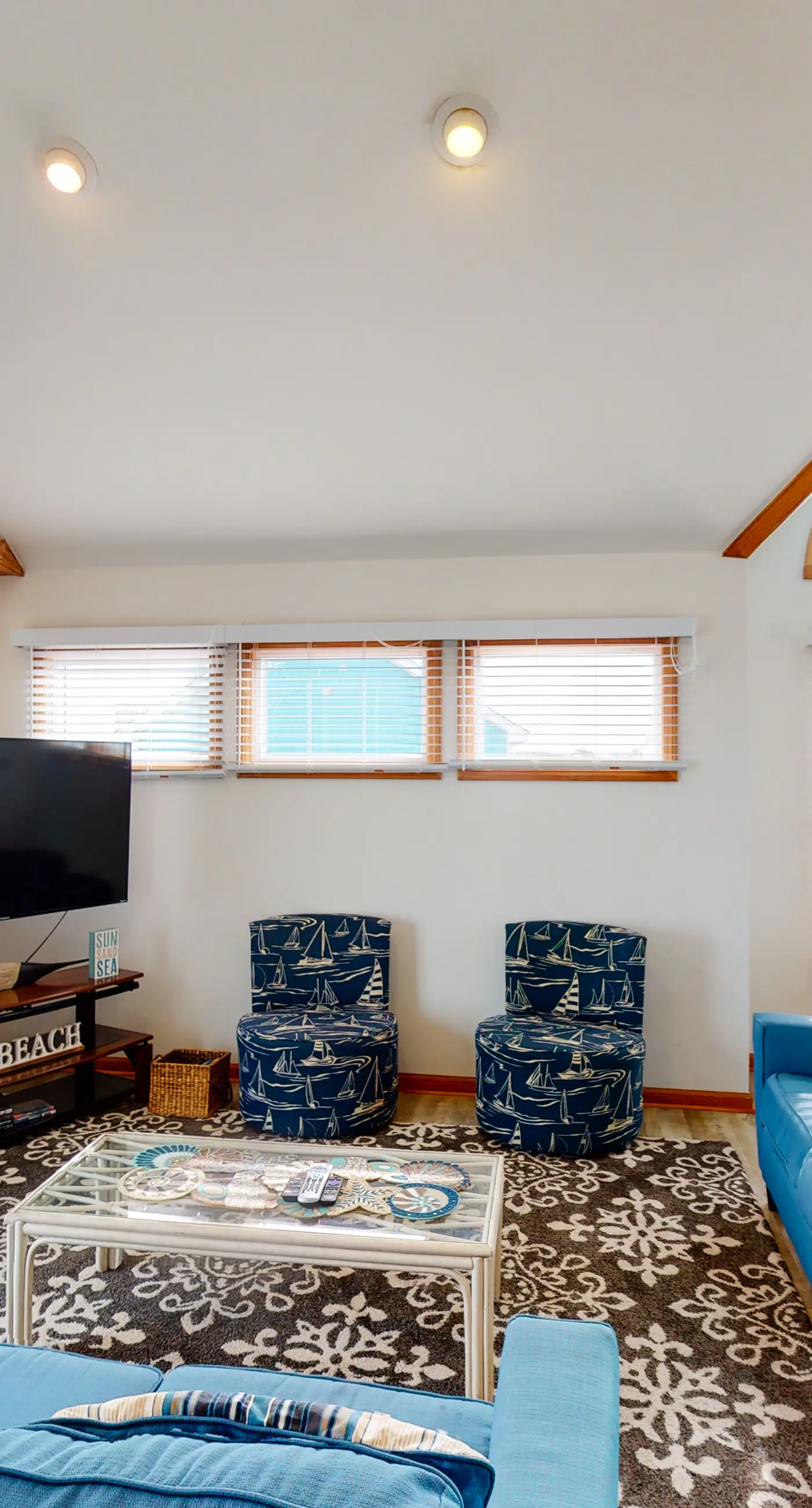 AVKS730 Sun Sand and Seay  #30-7