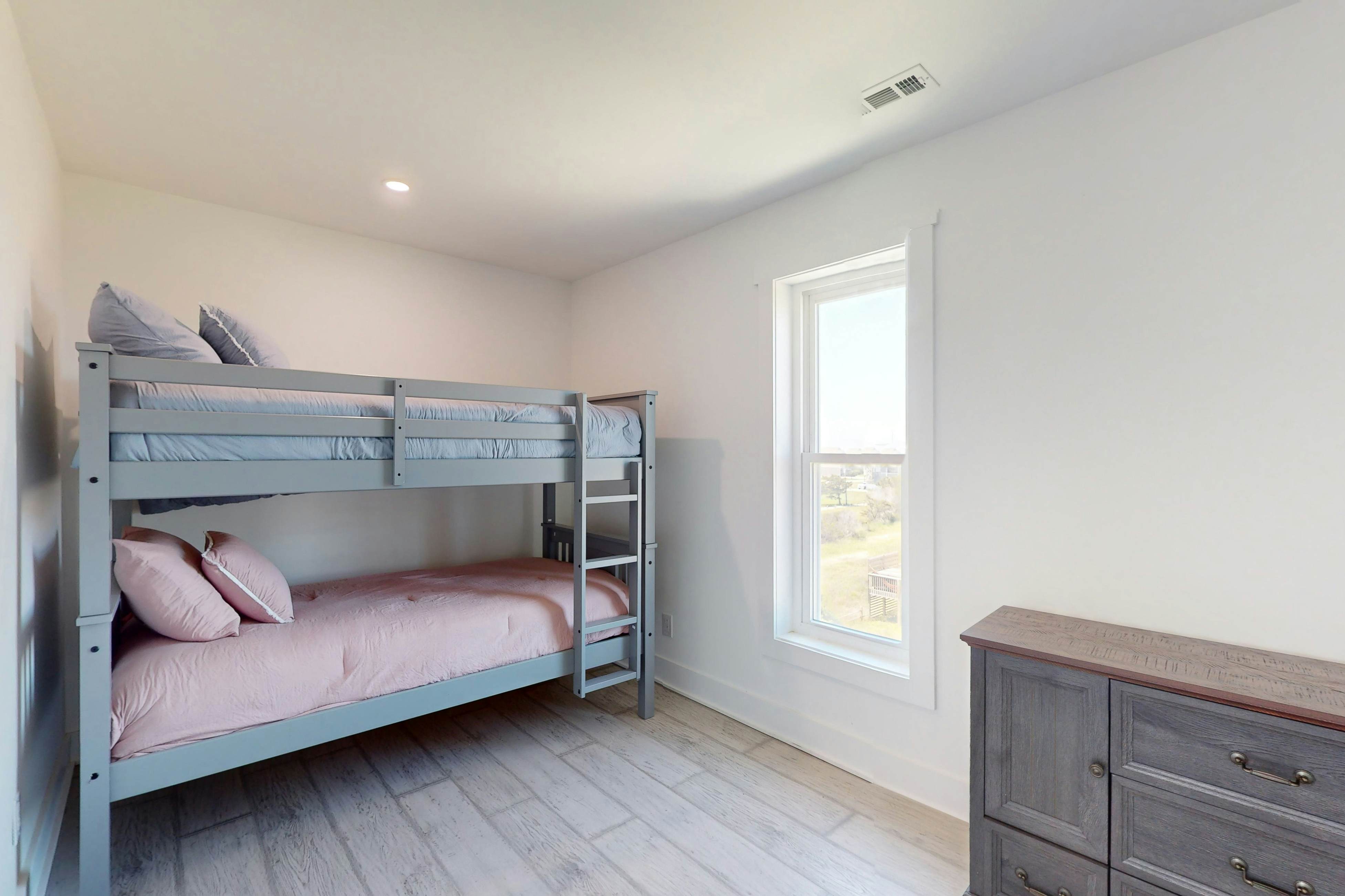 RO721 Seabreeze Shores 1