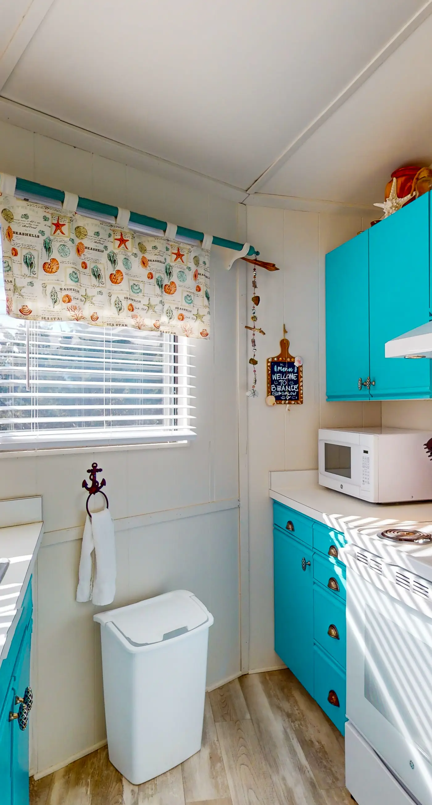 Beanie's Bungalow #3-HC