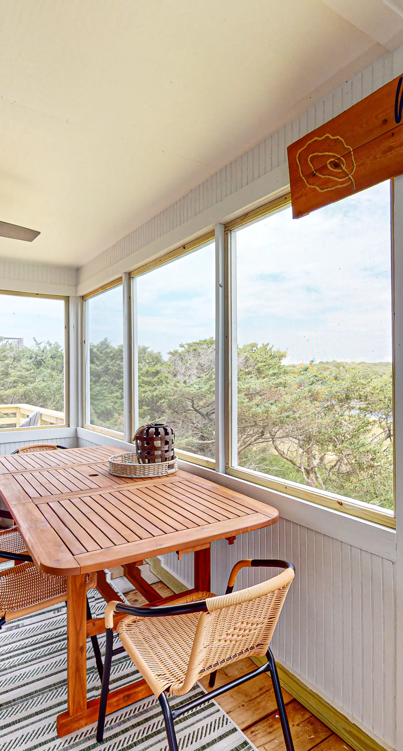 FO12 The Noisy Oyster