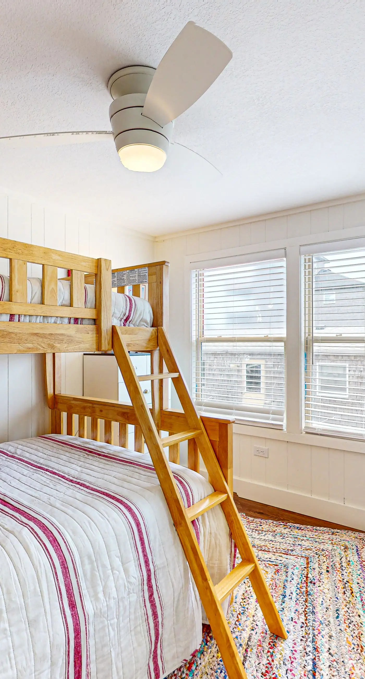 FO12 The Noisy Oyster